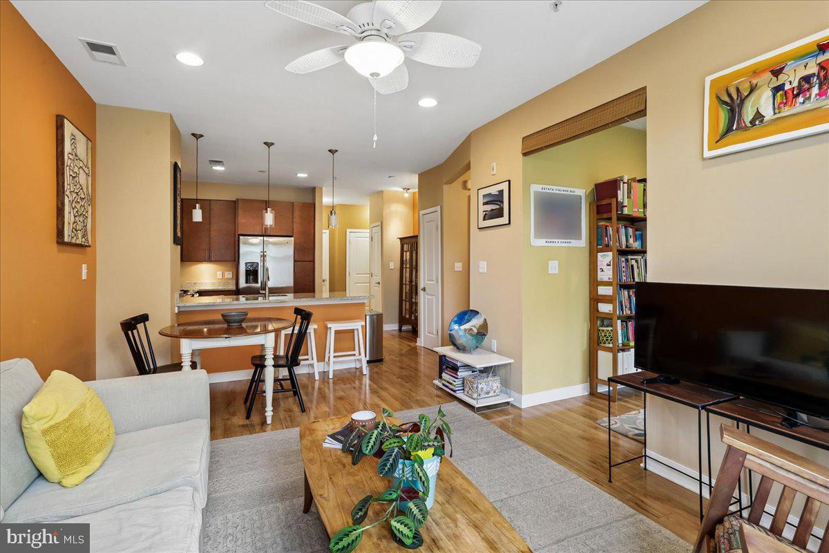 SILVER SPRING - Residential