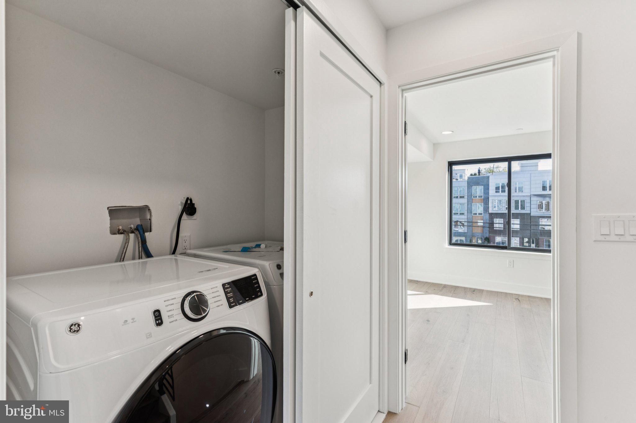 PHILADELPHIA - Residential