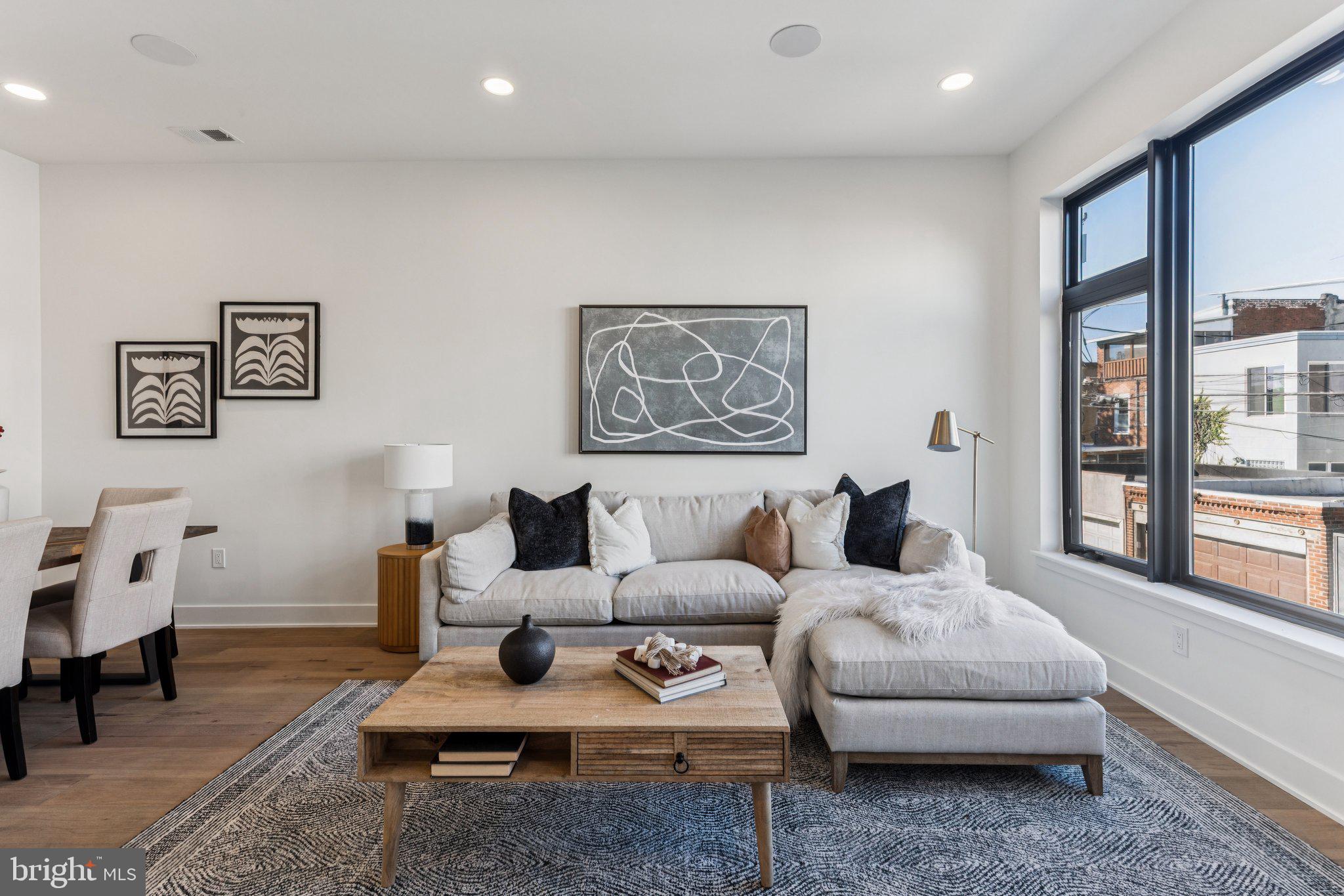 PHILADELPHIA - Residential