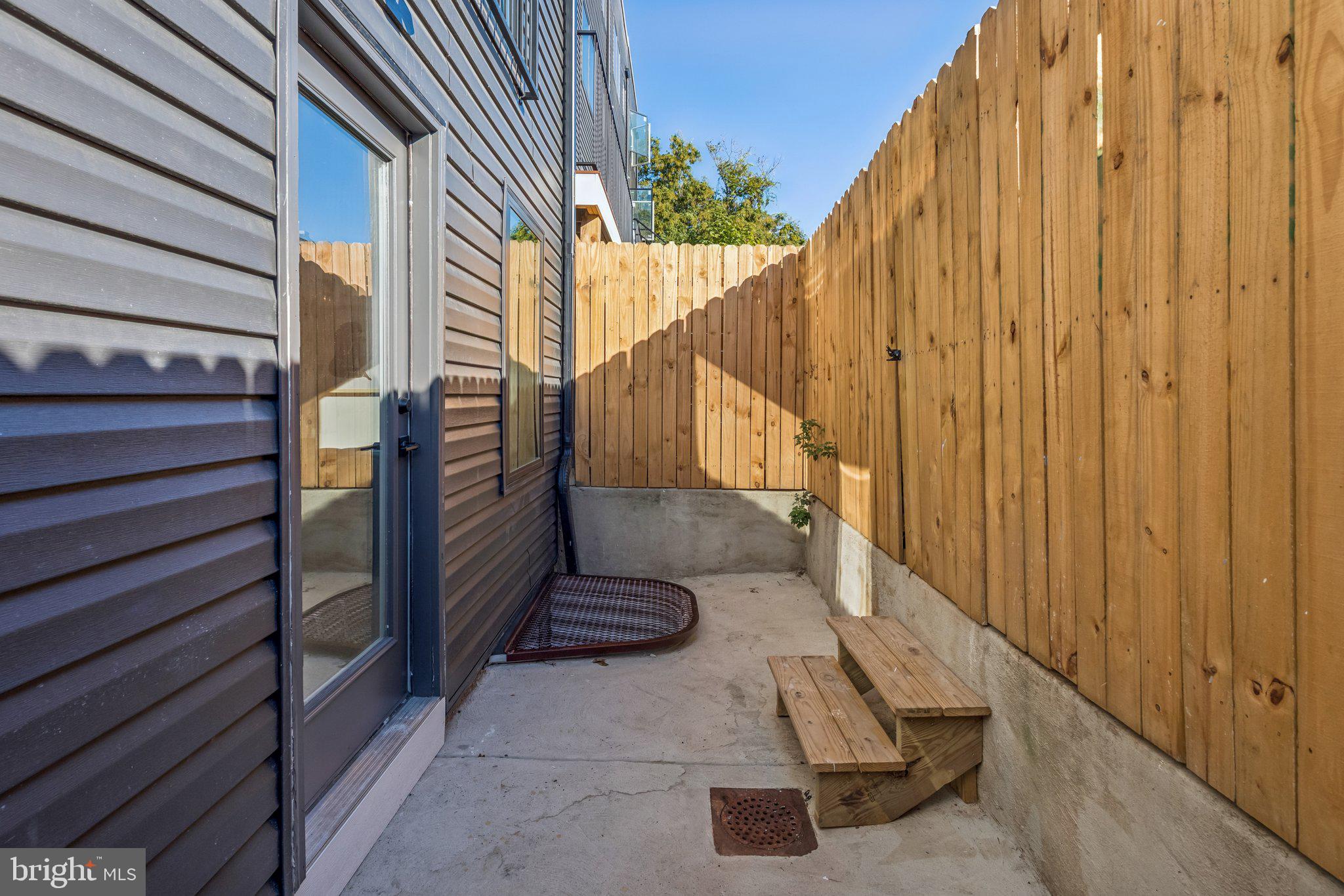 PHILADELPHIA - Residential
