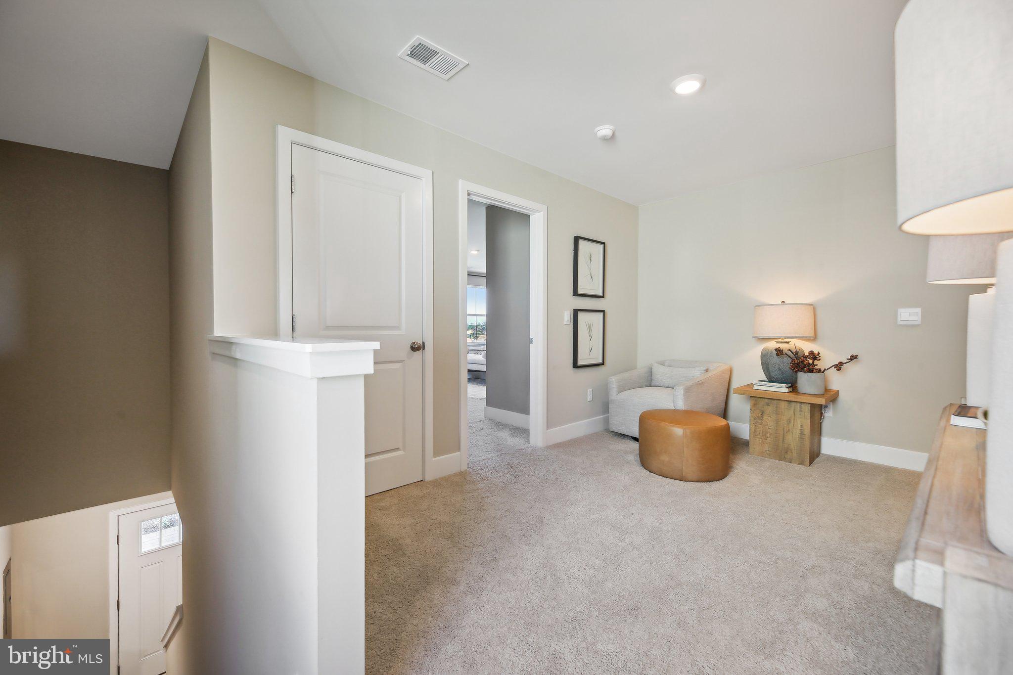 WEST WIND - Residential