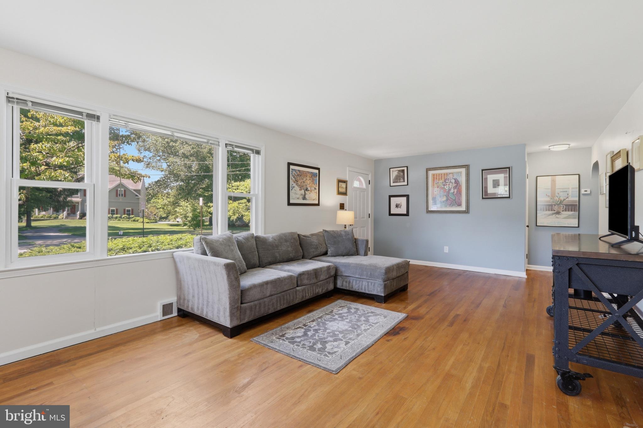 DOWNINGTOWN - Residential