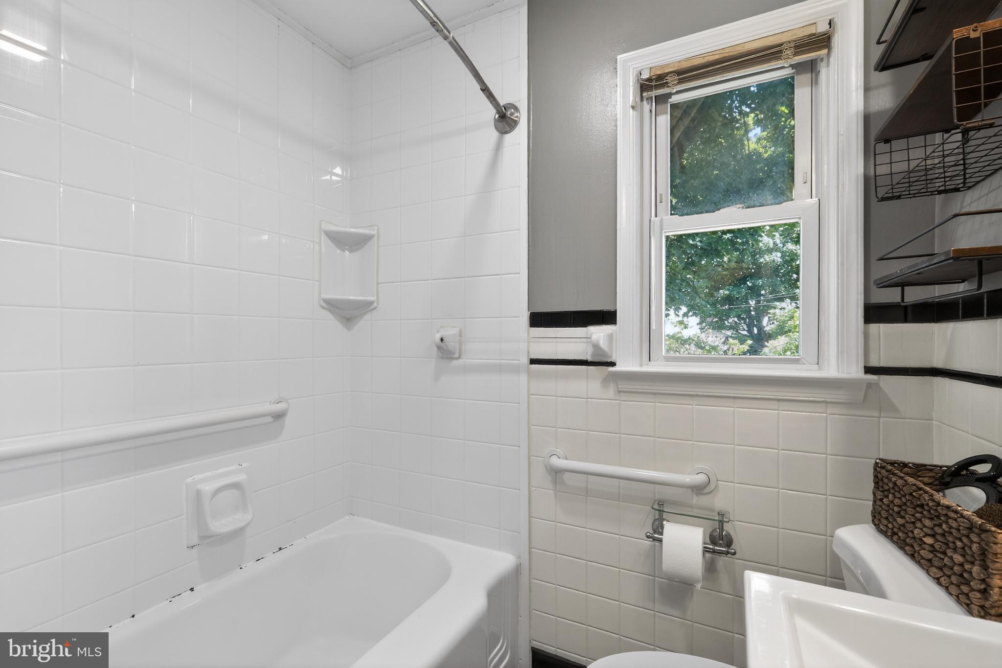 DOWNINGTOWN - Residential