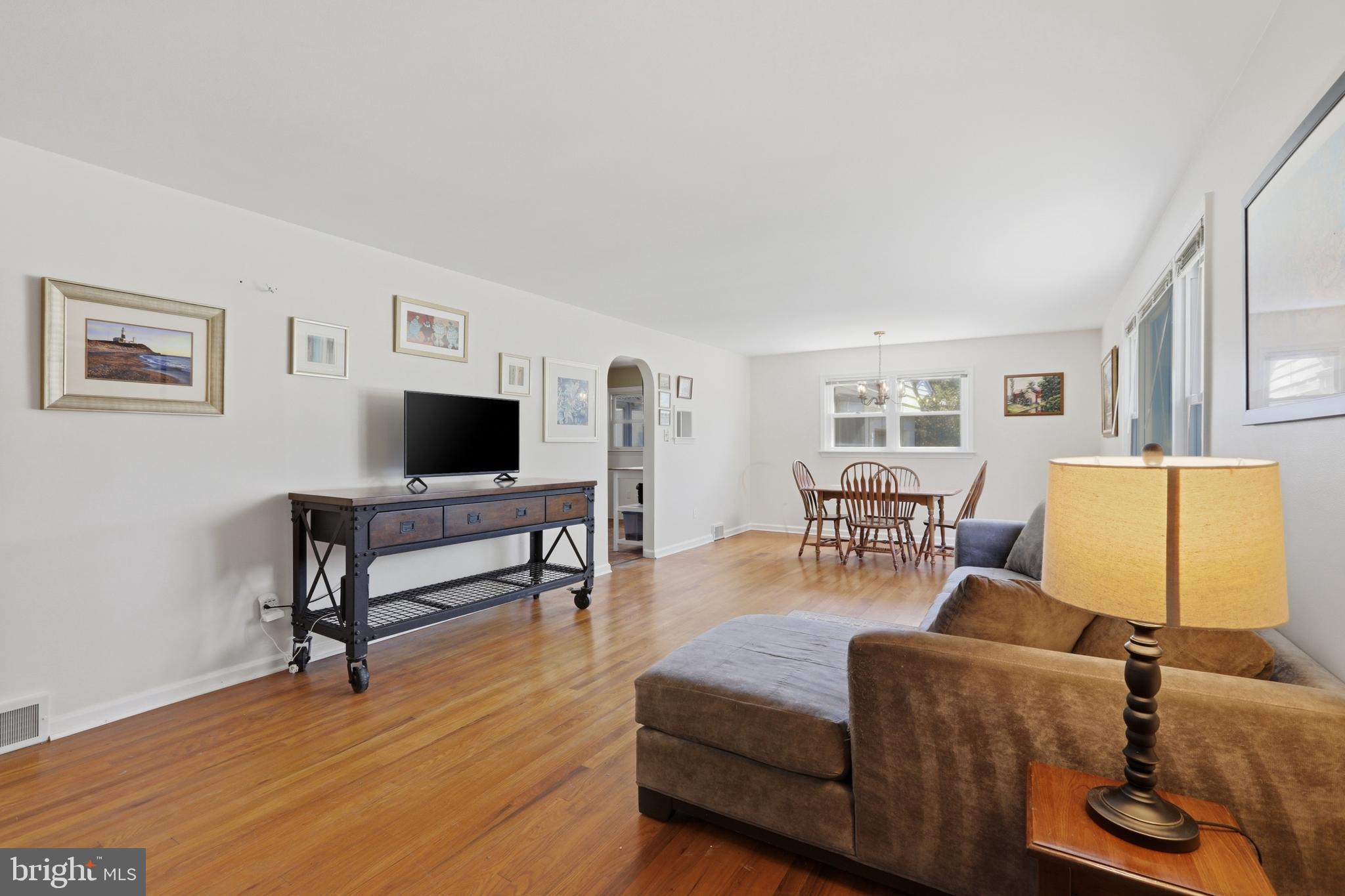 DOWNINGTOWN - Residential