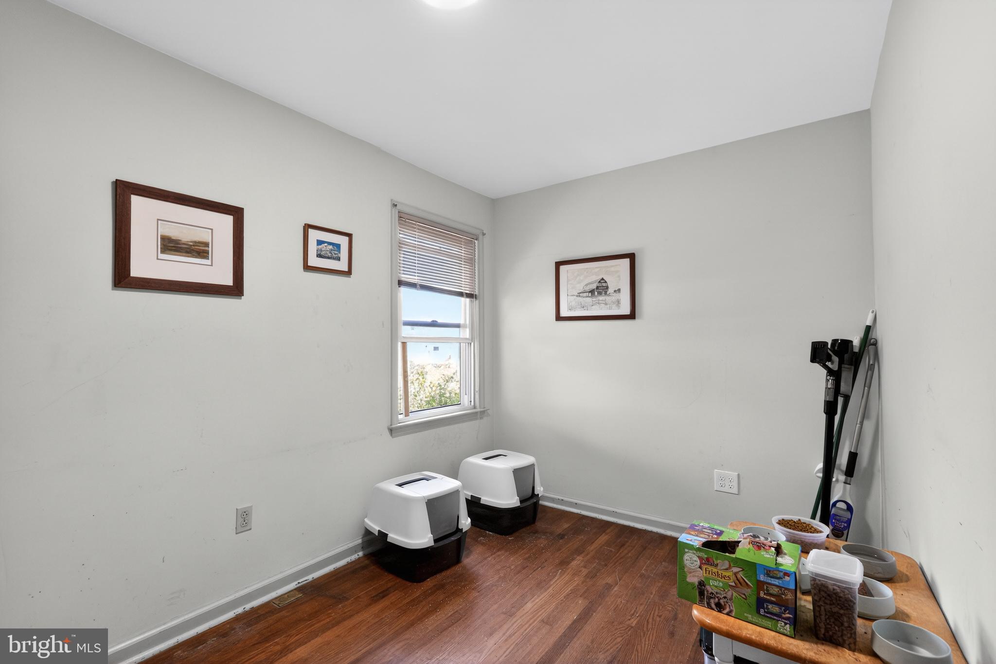 DOWNINGTOWN - Residential