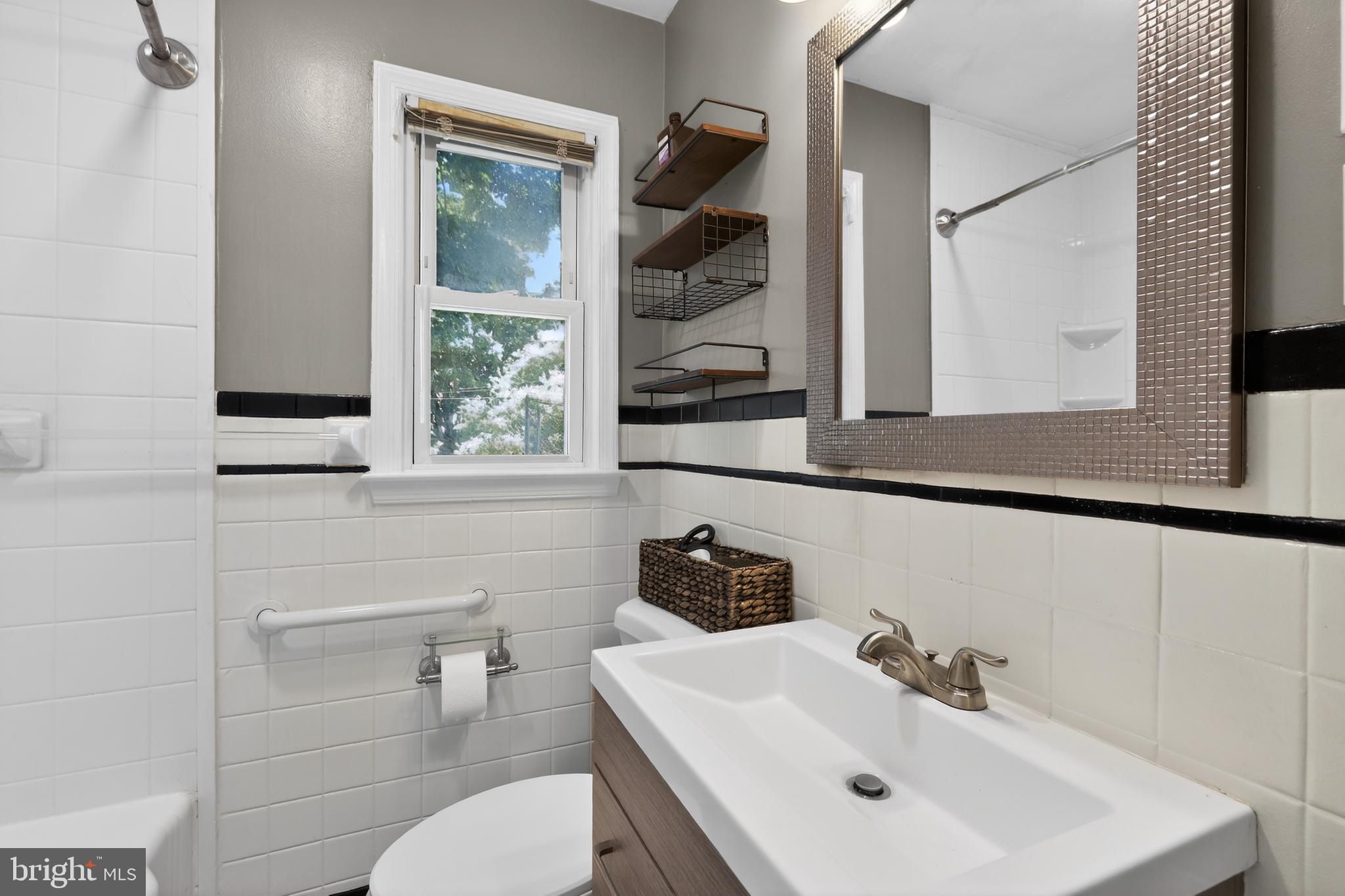 DOWNINGTOWN - Residential