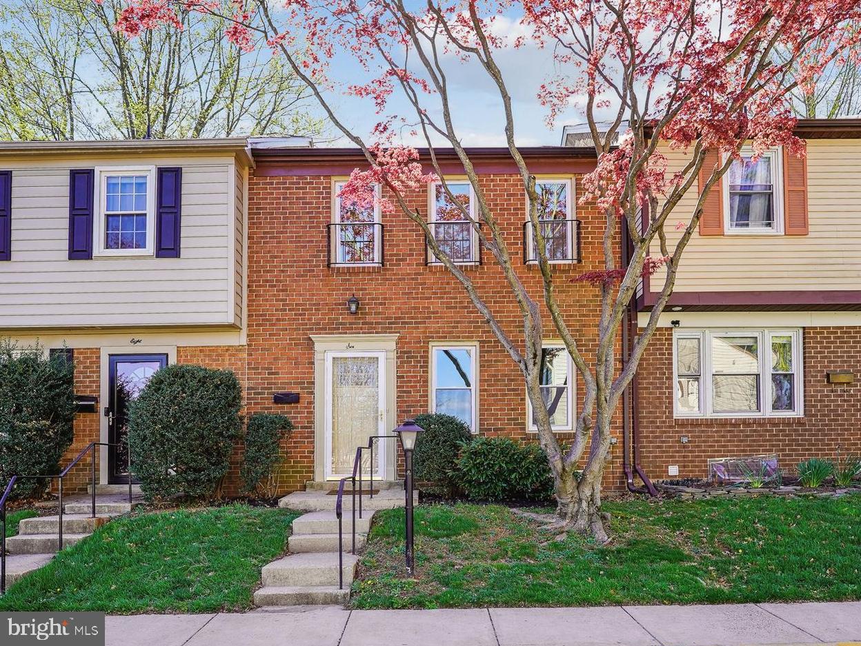 SHADY GROVE VILLAGE - Residential