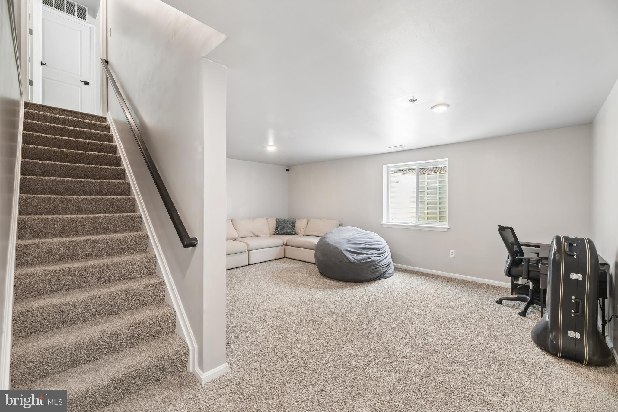 PINE GROVE - Residential