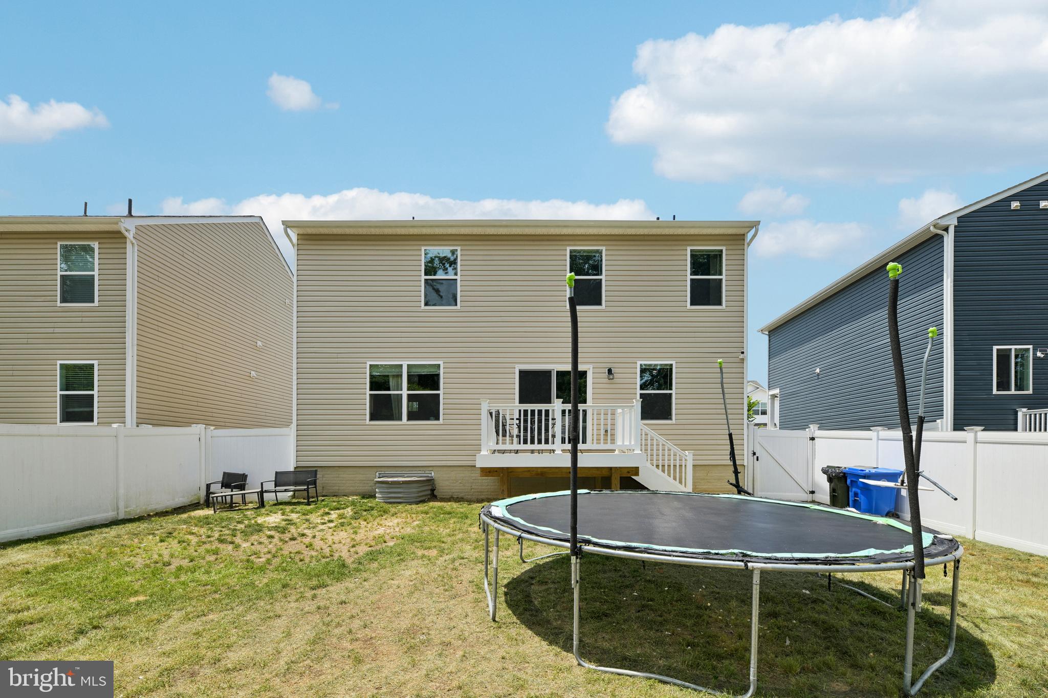 PINE GROVE - Residential