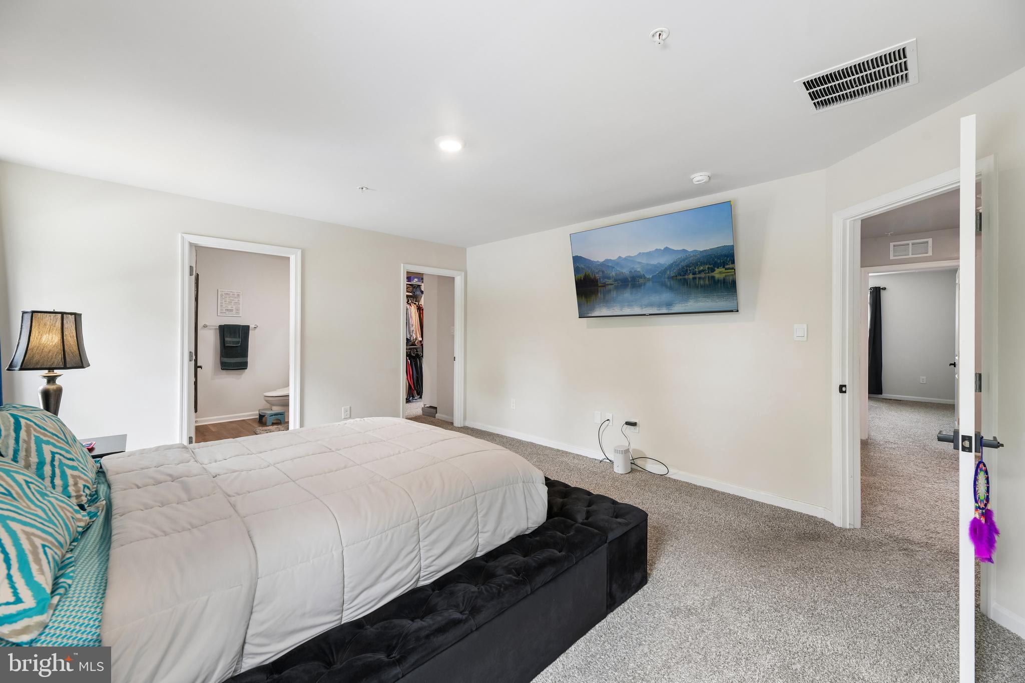 PINE GROVE - Residential