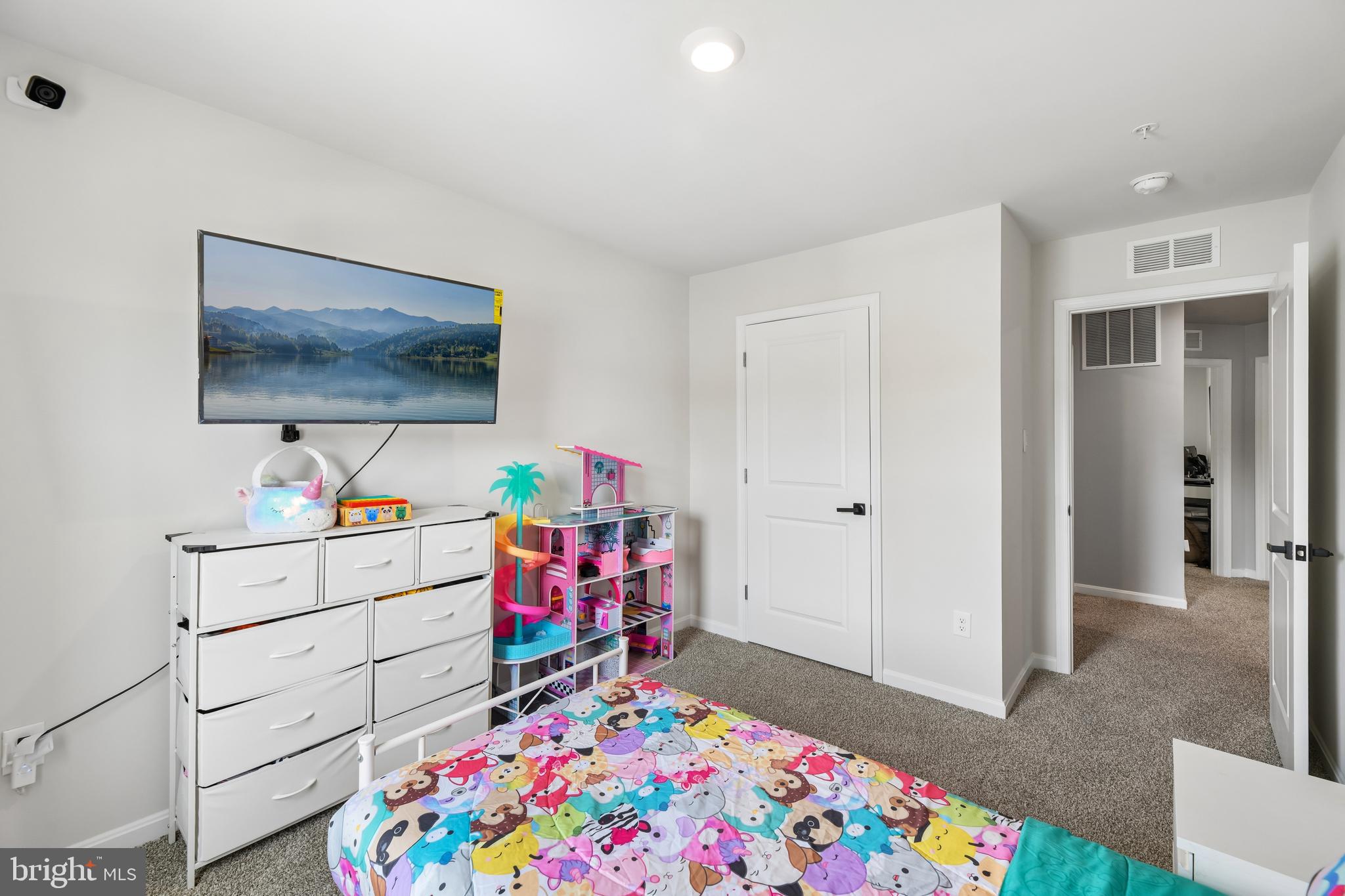 PINE GROVE - Residential