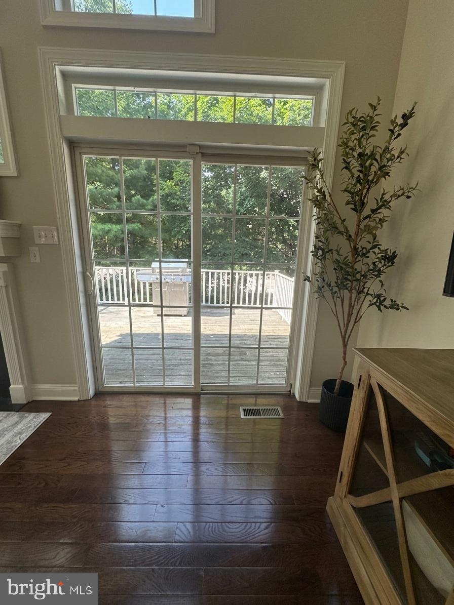 RESERVE AT CHESTERFI - Residential