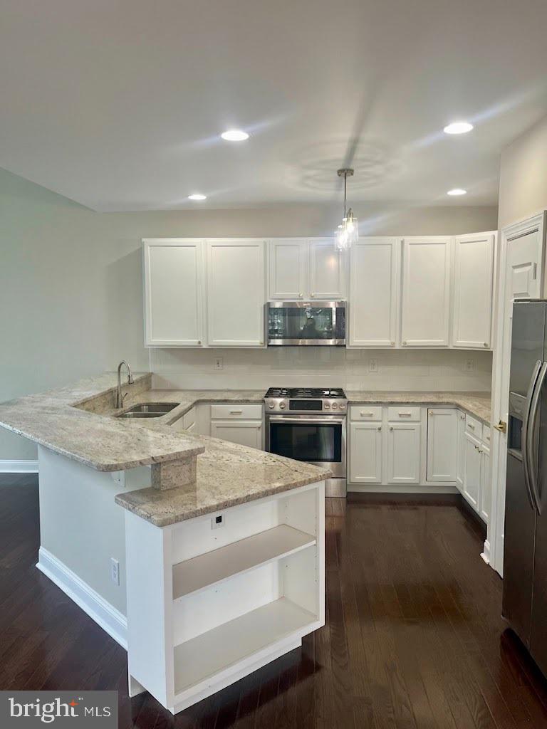 RESERVE AT CHESTERFI - Residential