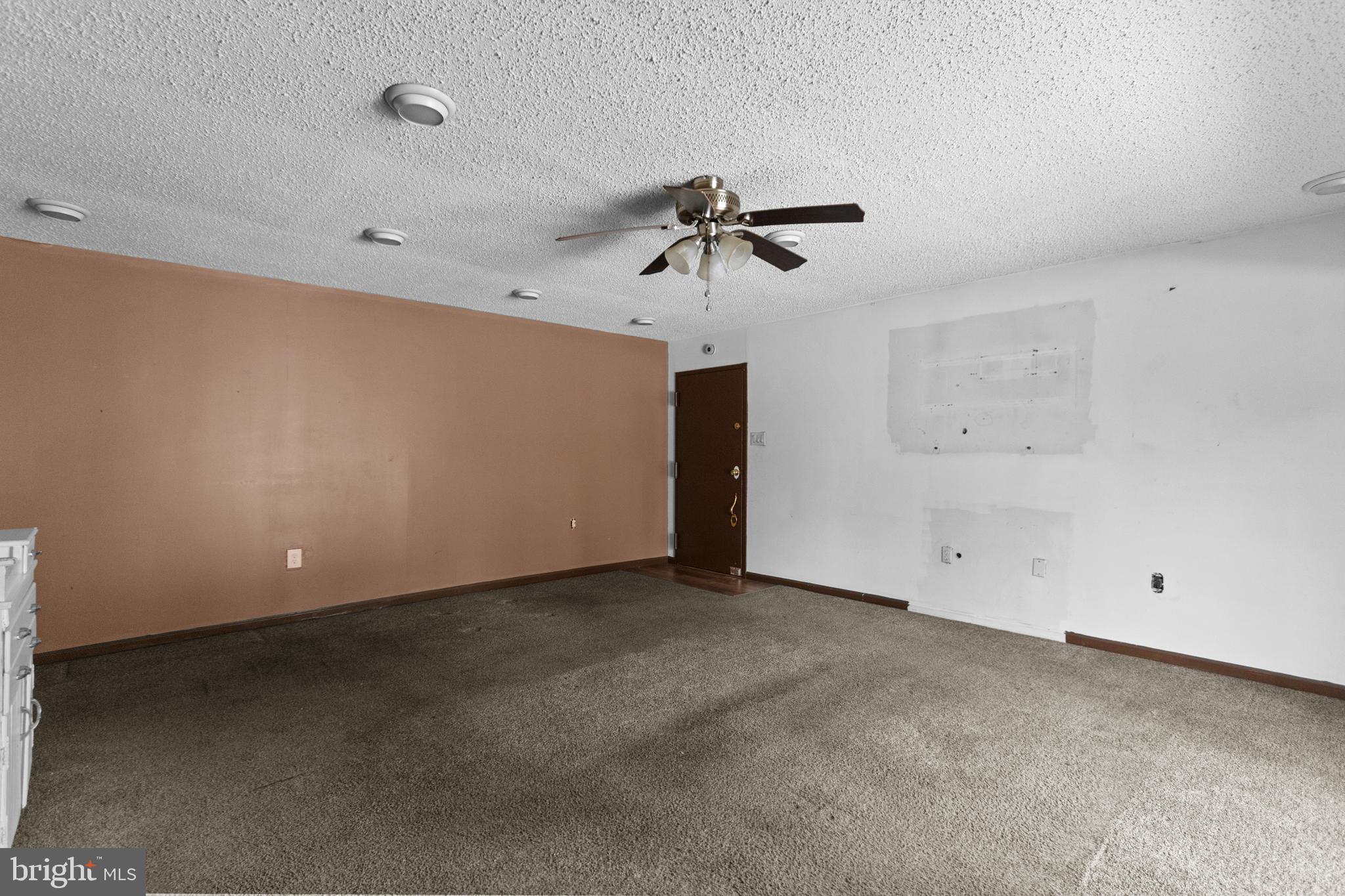 BLADENWOODS - Residential