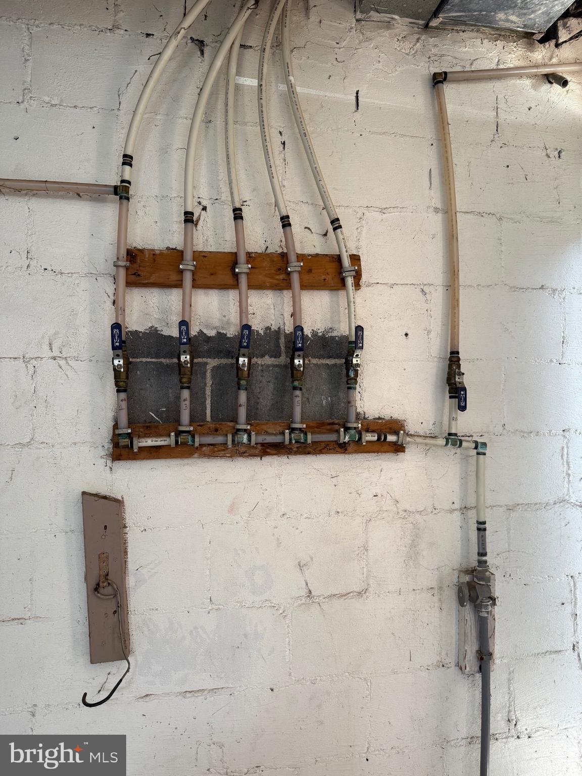 WILM #15 - Commercial Sale