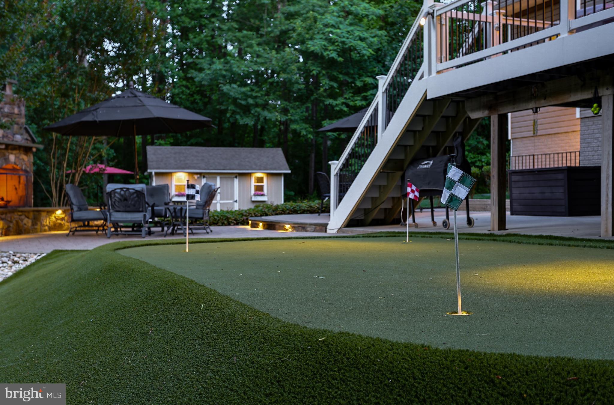 BRANTWOOD - Residential