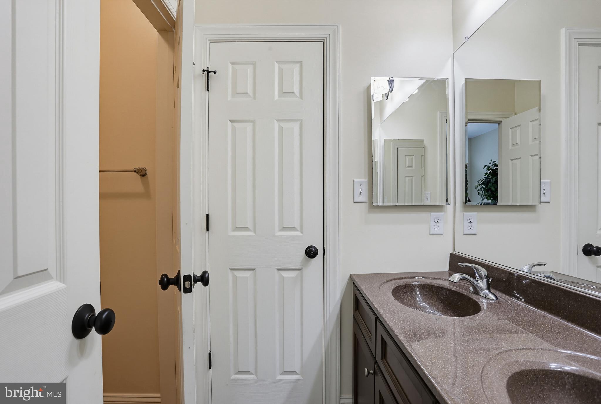 BRANTWOOD - Residential