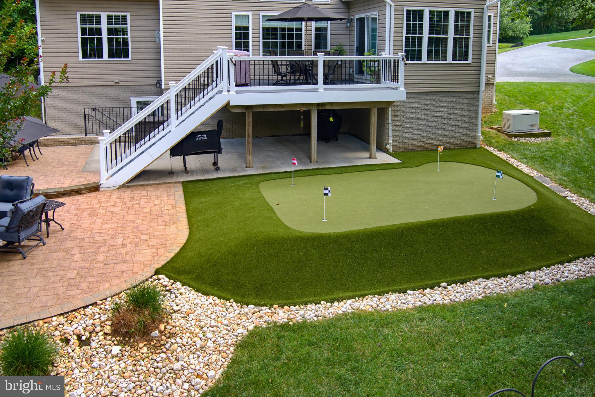 BRANTWOOD - Residential