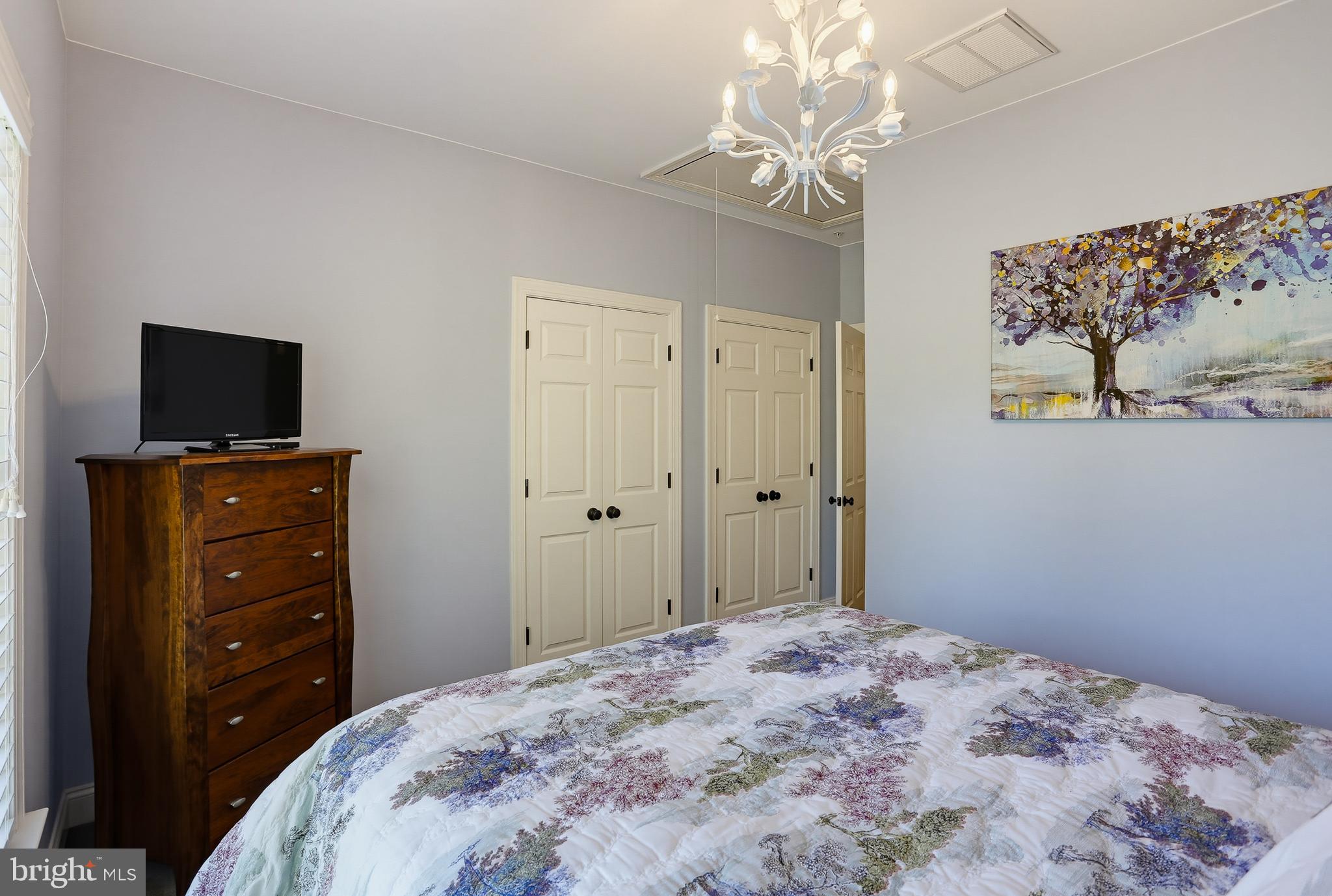 BRANTWOOD - Residential