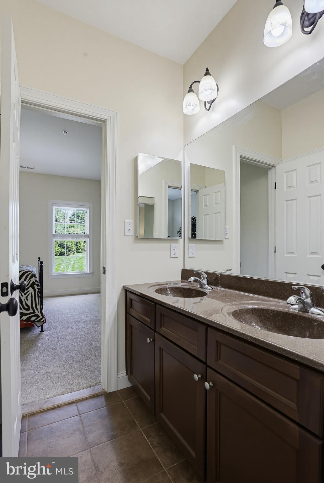 BRANTWOOD - Residential