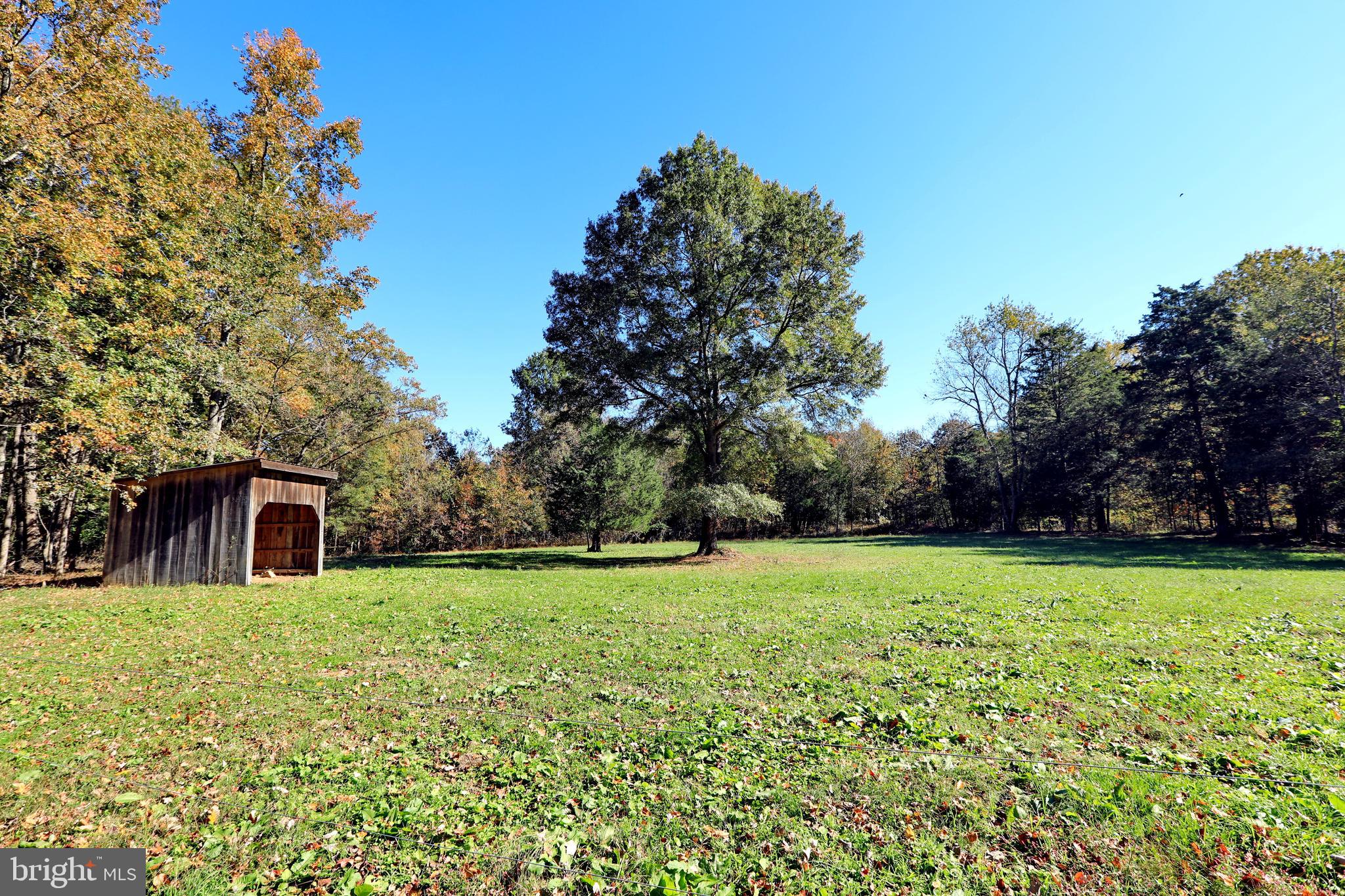 LA PLATA - Farm