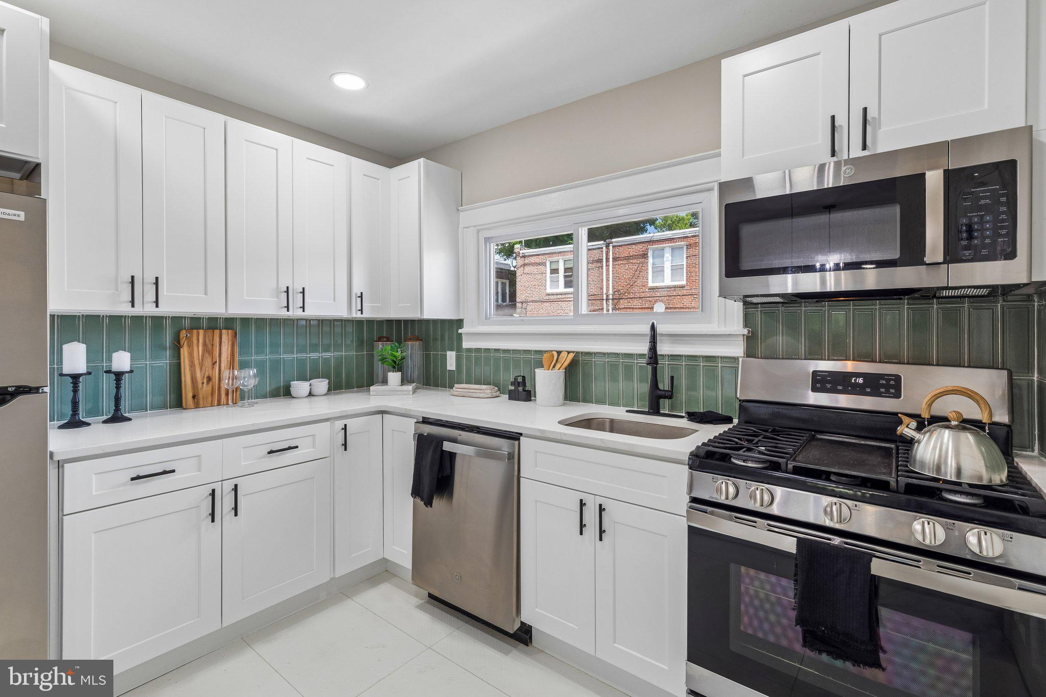 CEDARBROOK - Residential