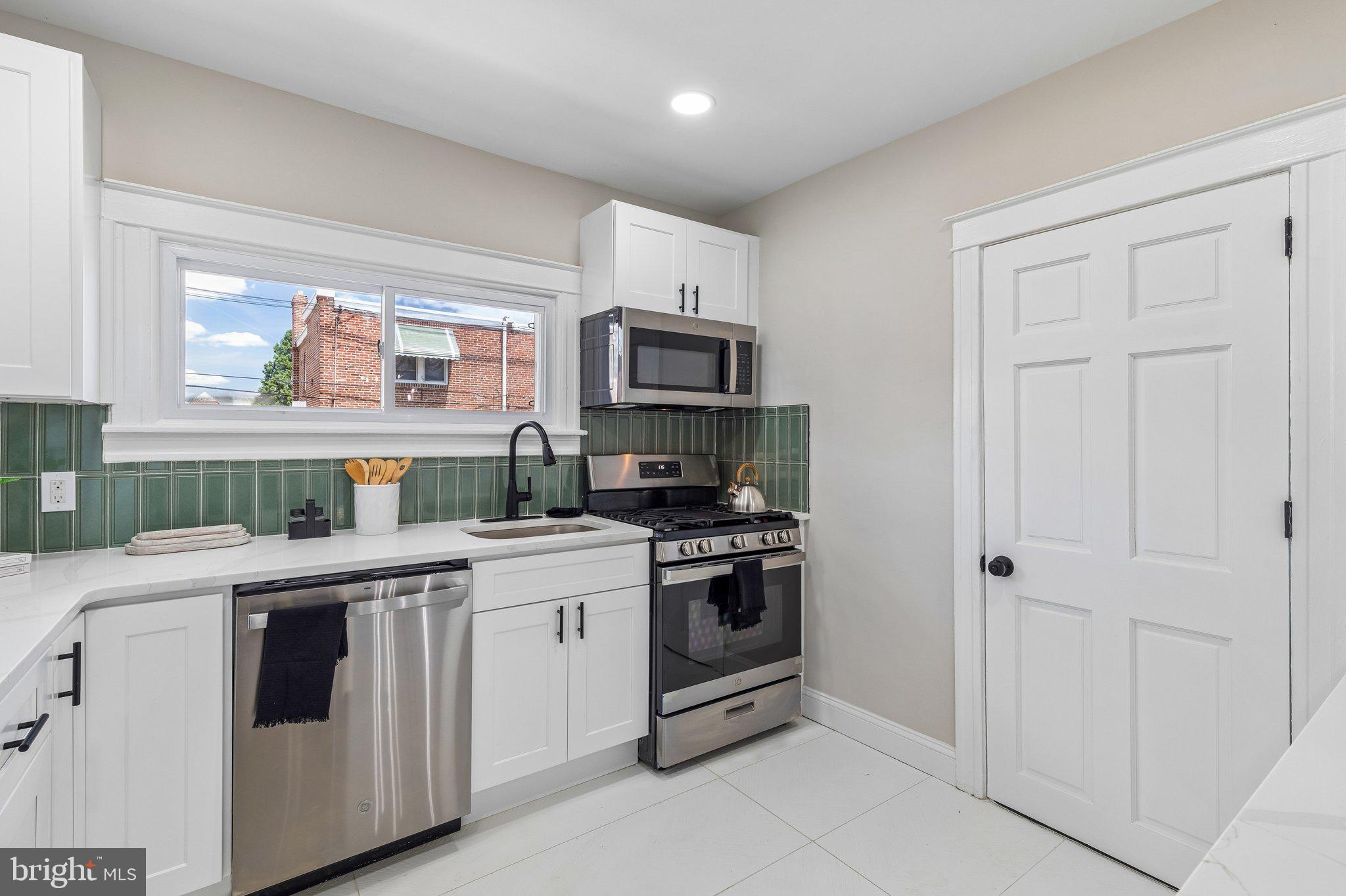 CEDARBROOK - Residential