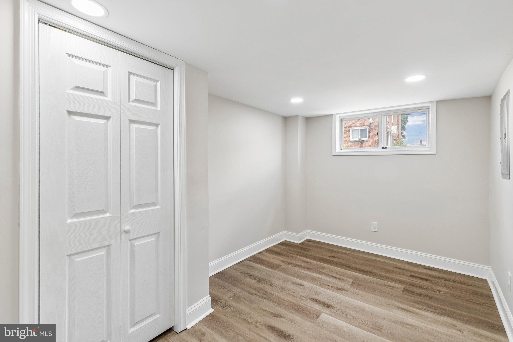 CEDARBROOK - Residential