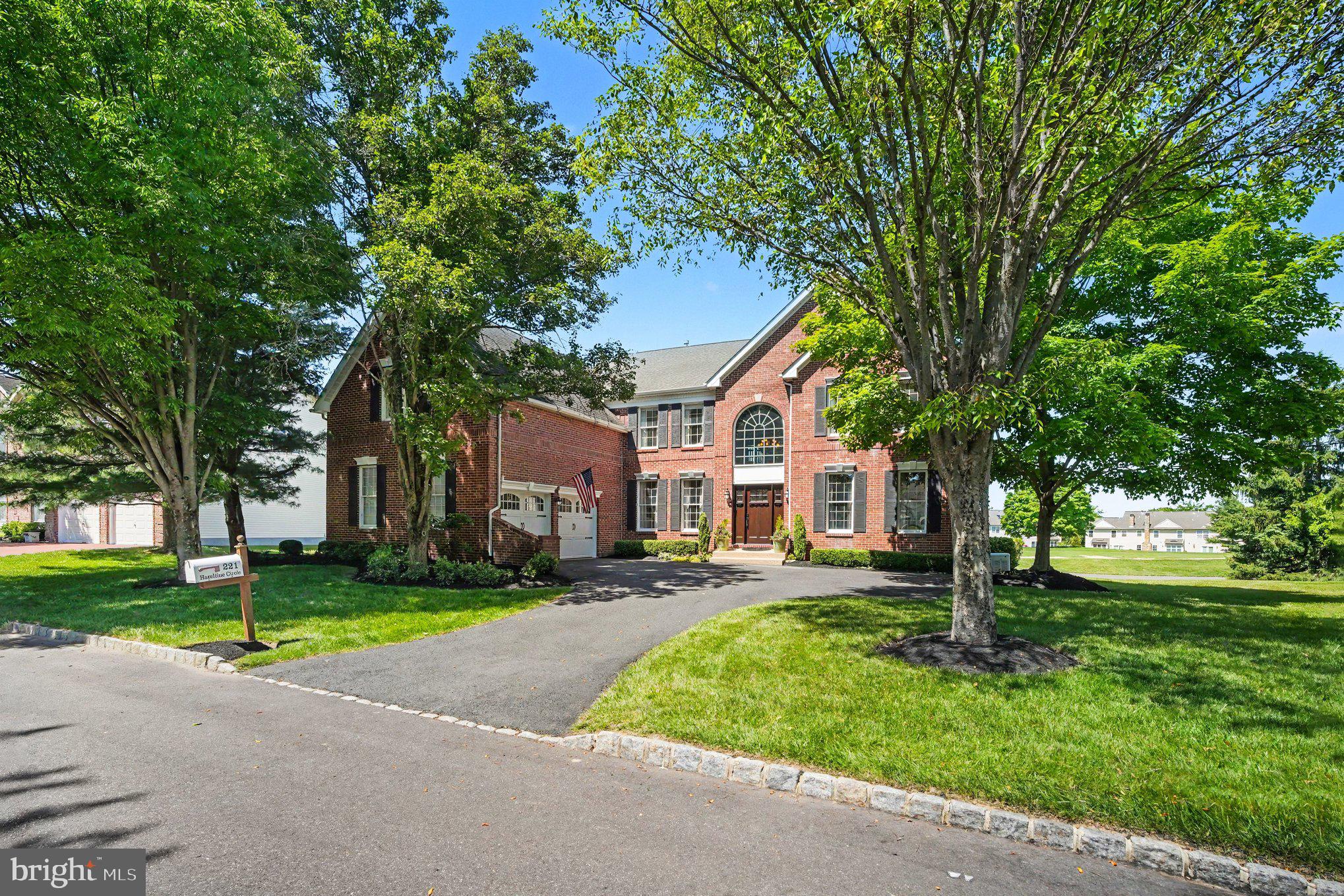 BLUE BELL CC - Residential