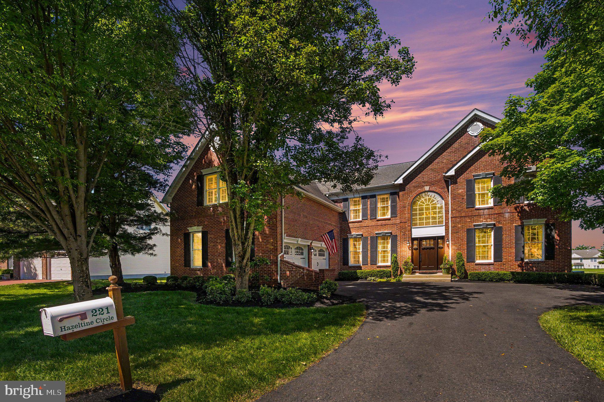 BLUE BELL CC - Residential