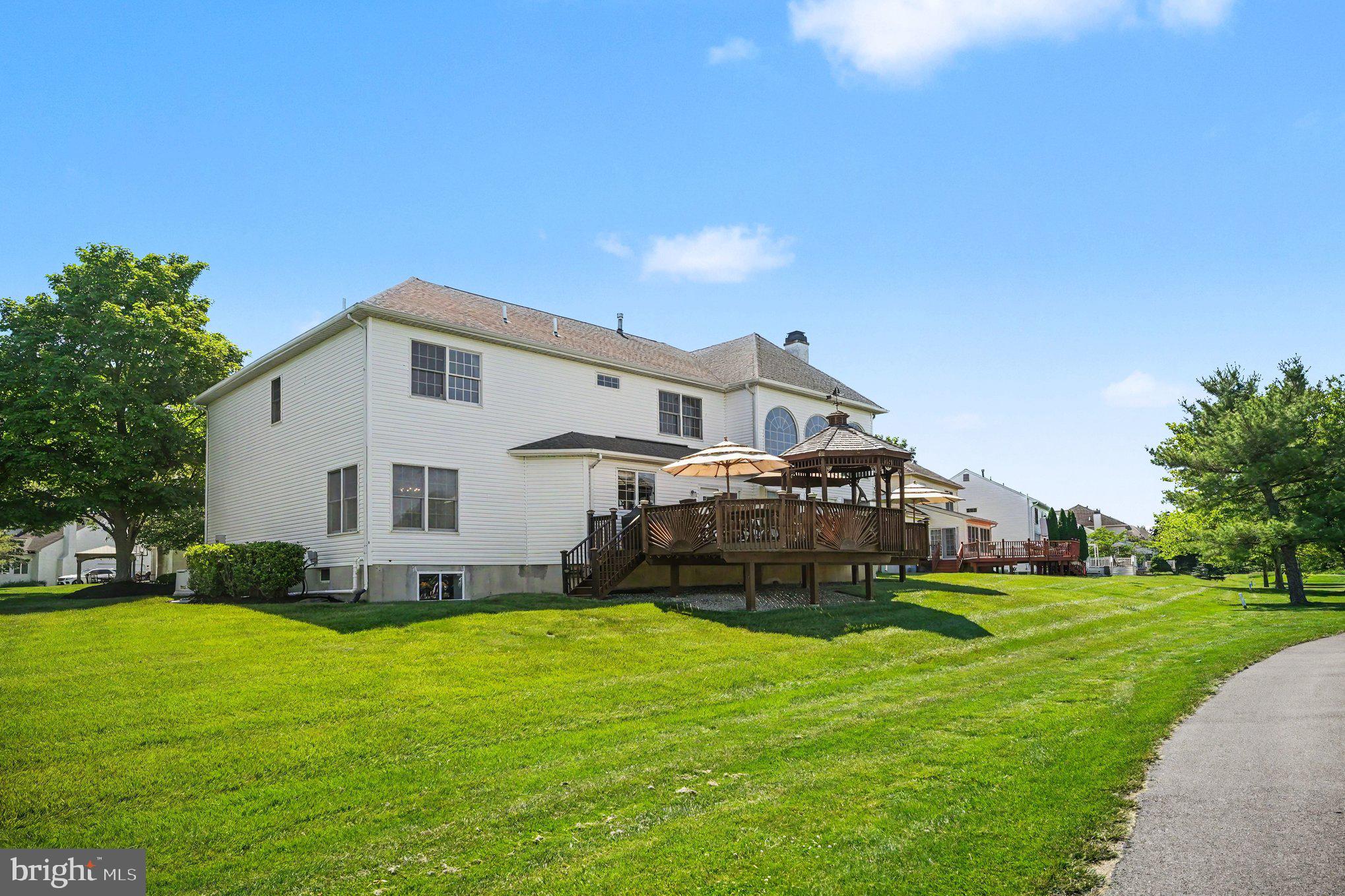 BLUE BELL CC - Residential