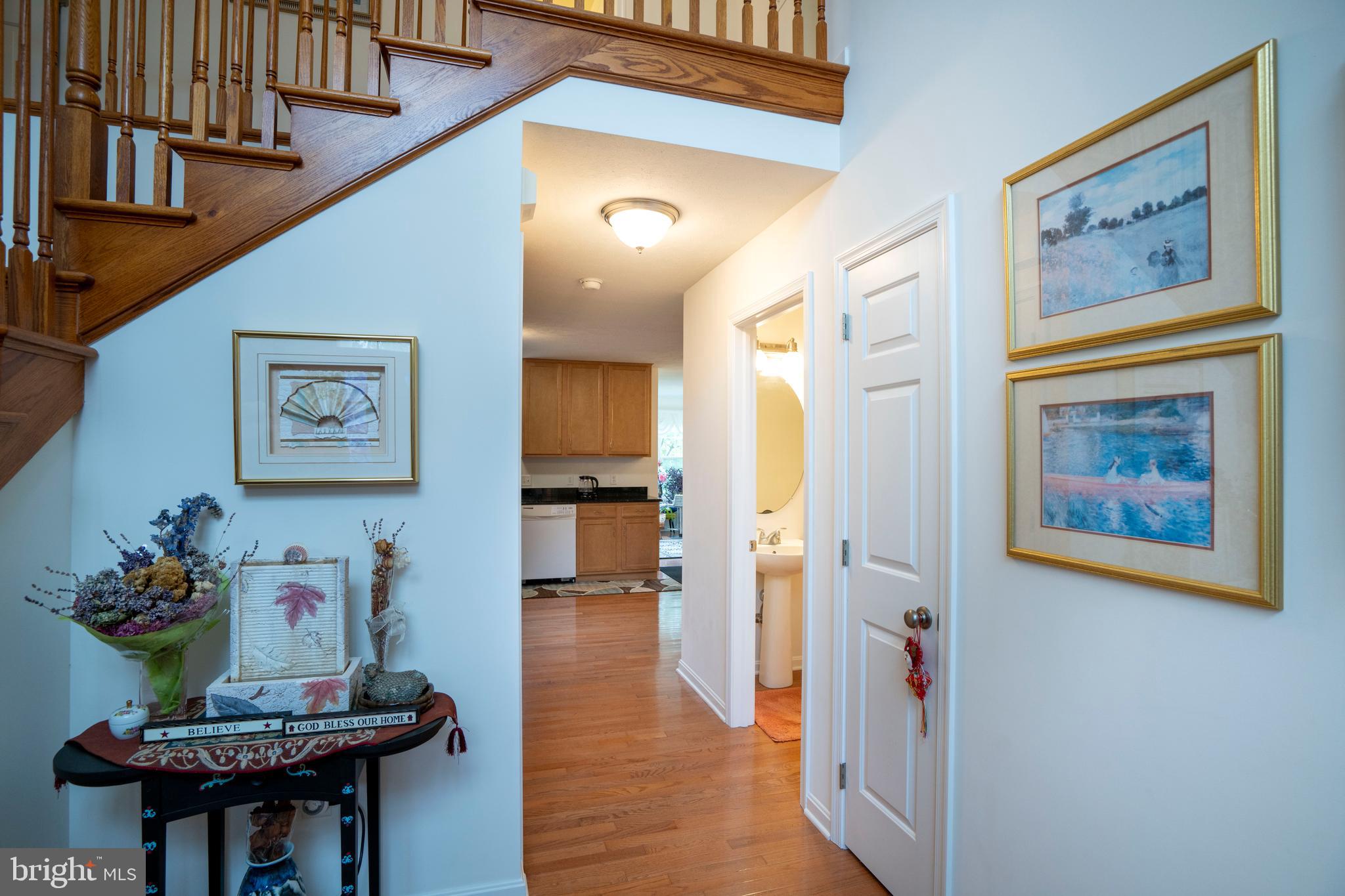 FOXPOINTE - Residential