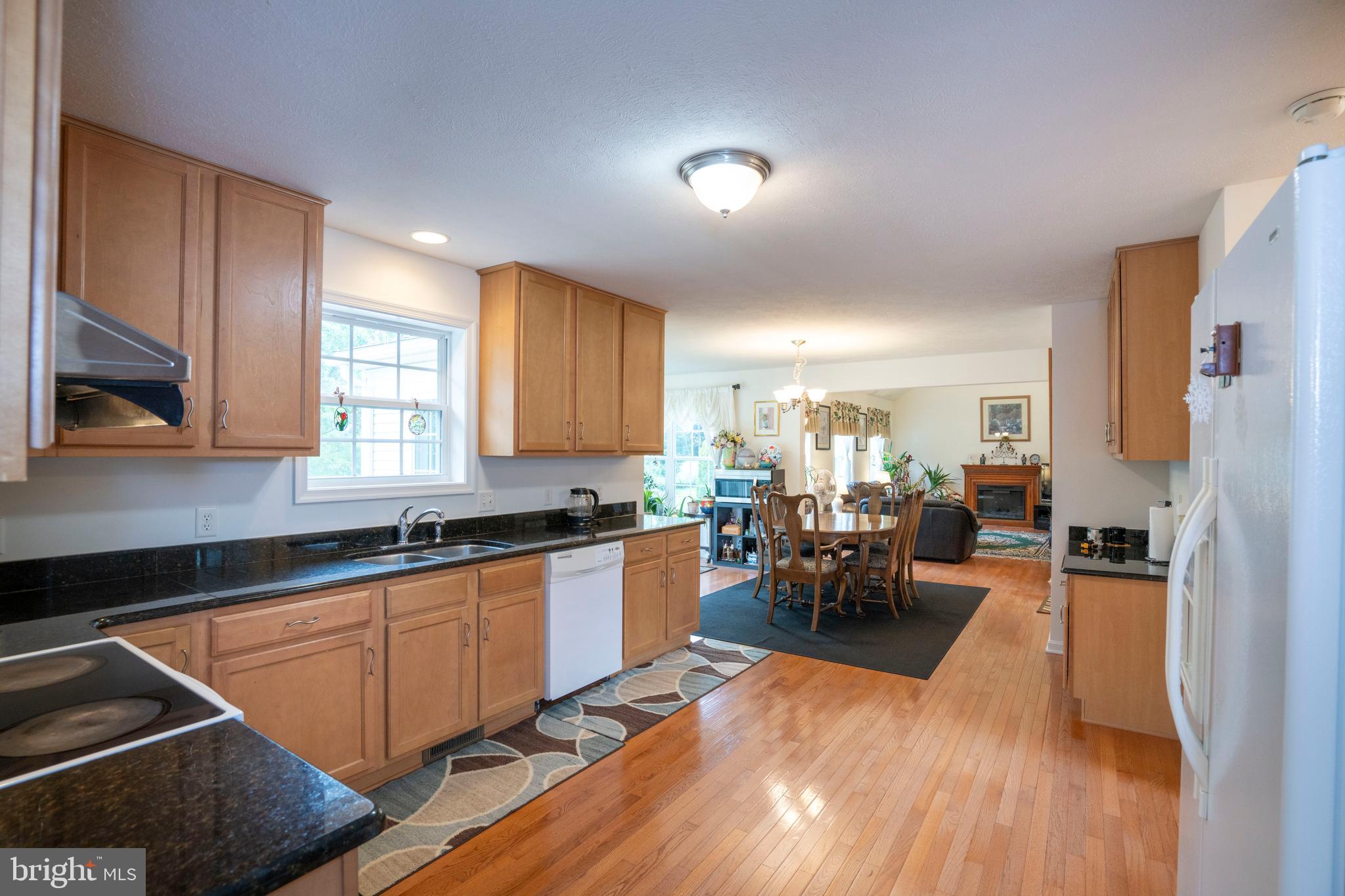 FOXPOINTE - Residential
