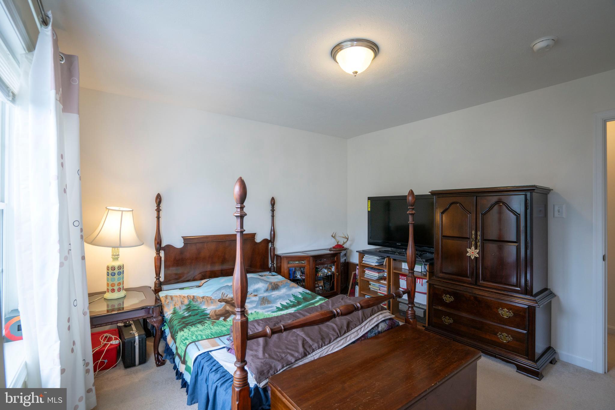 FOXPOINTE - Residential