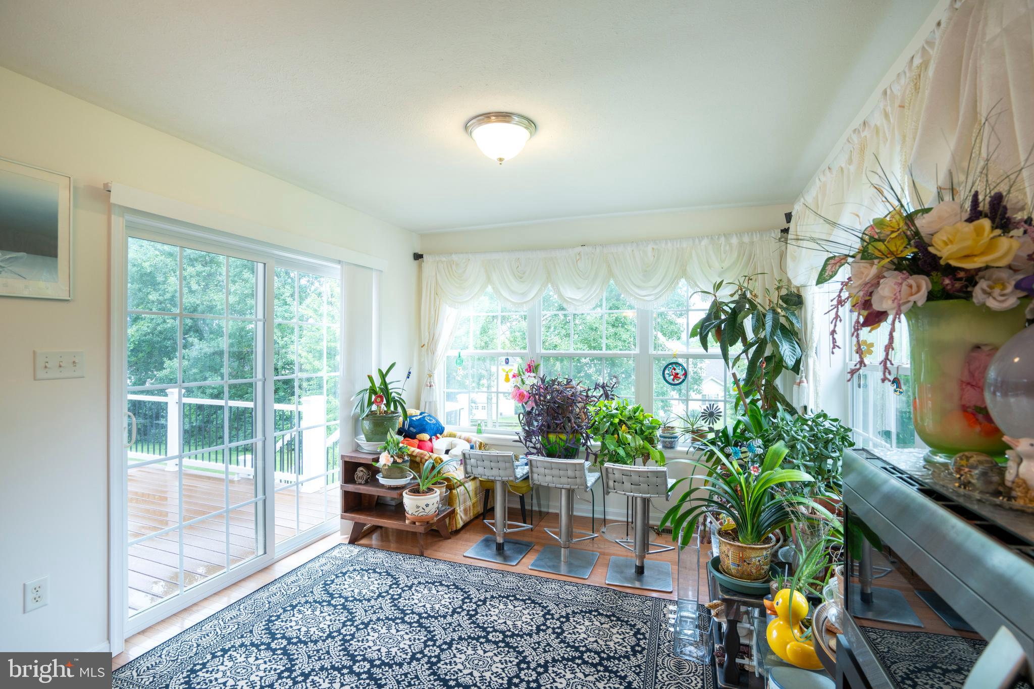 FOXPOINTE - Residential