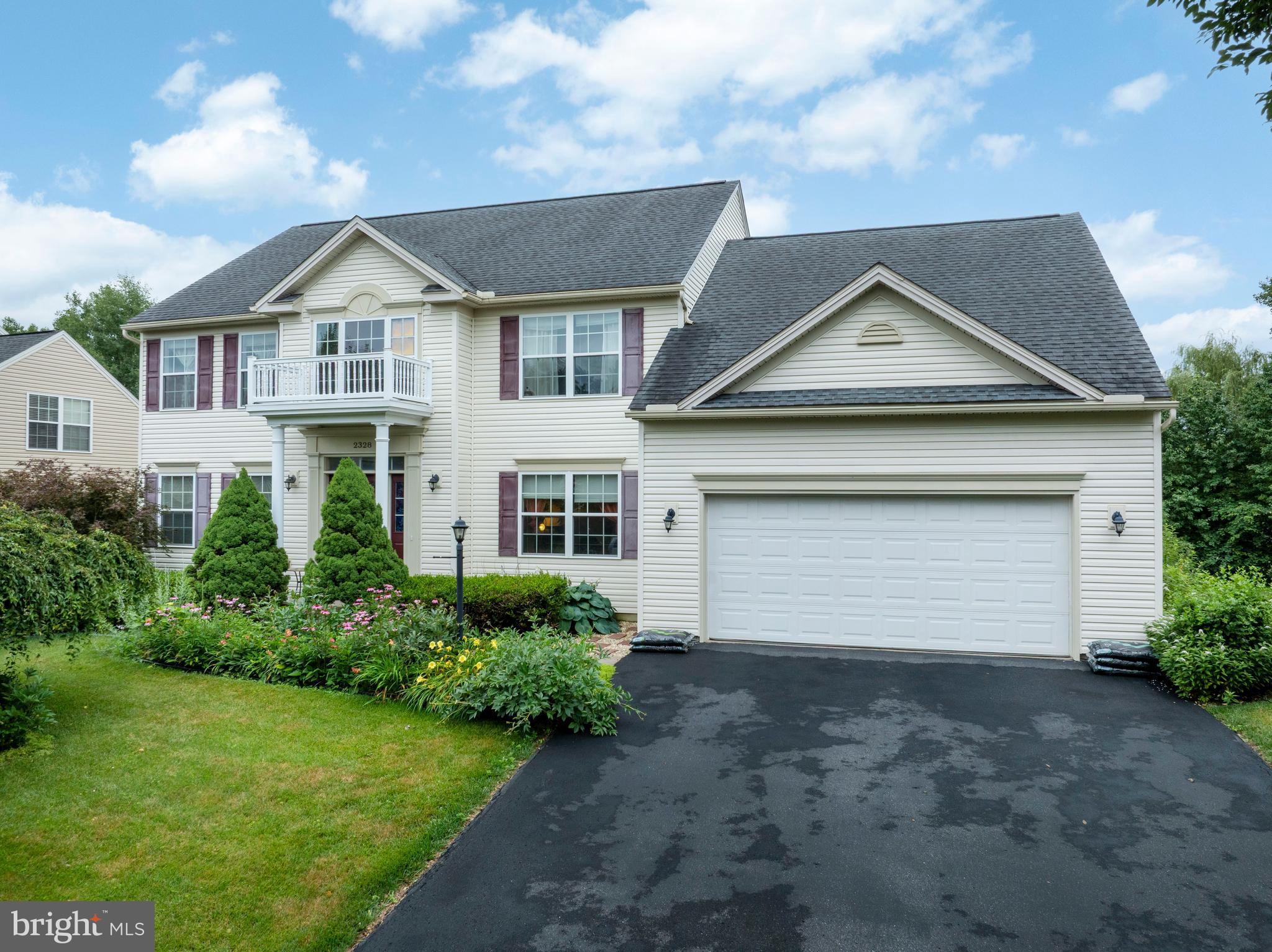 FOXPOINTE - Residential