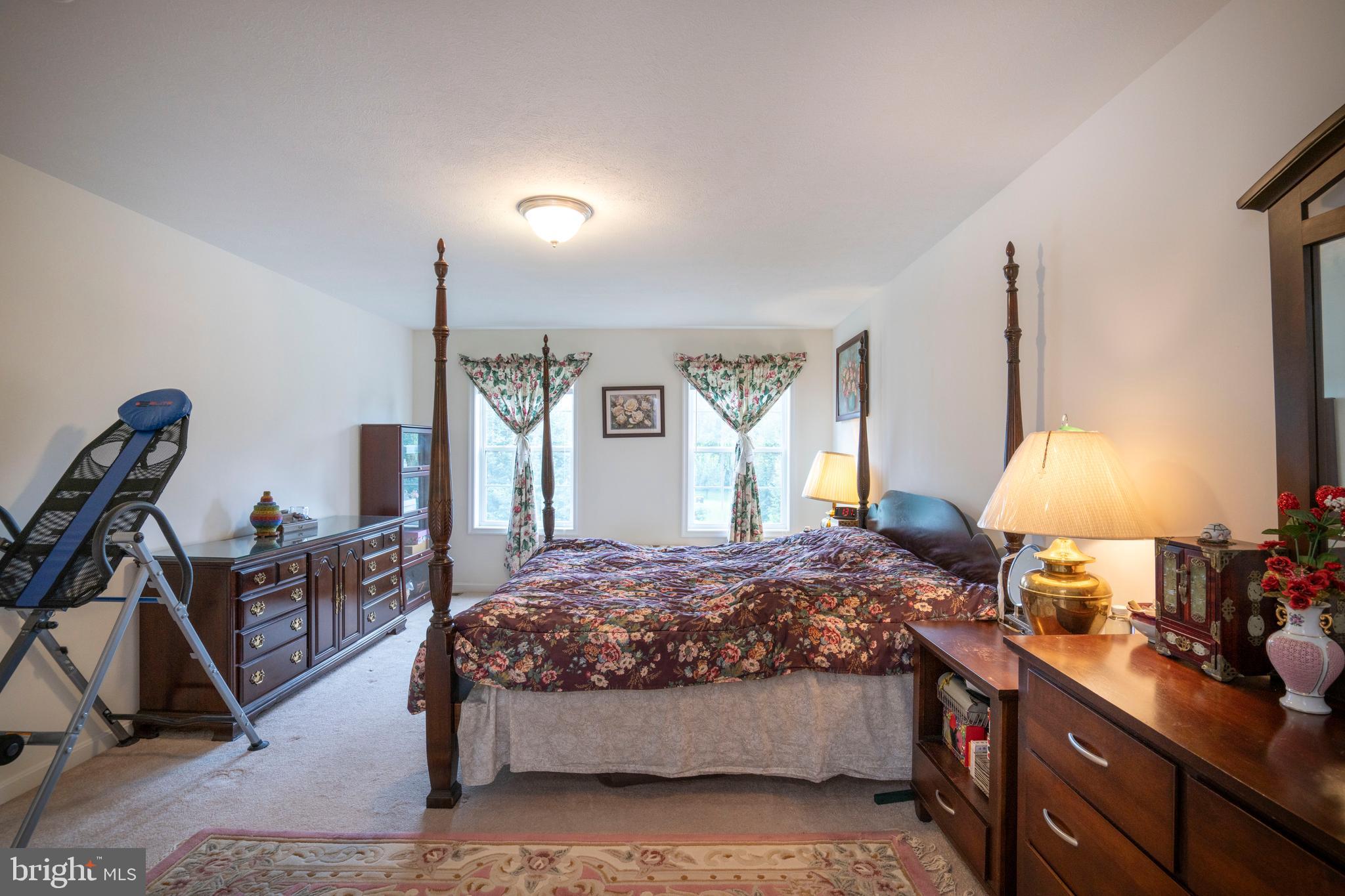 FOXPOINTE - Residential