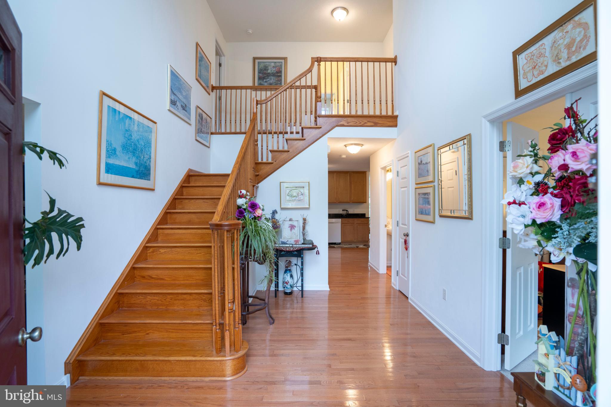 FOXPOINTE - Residential