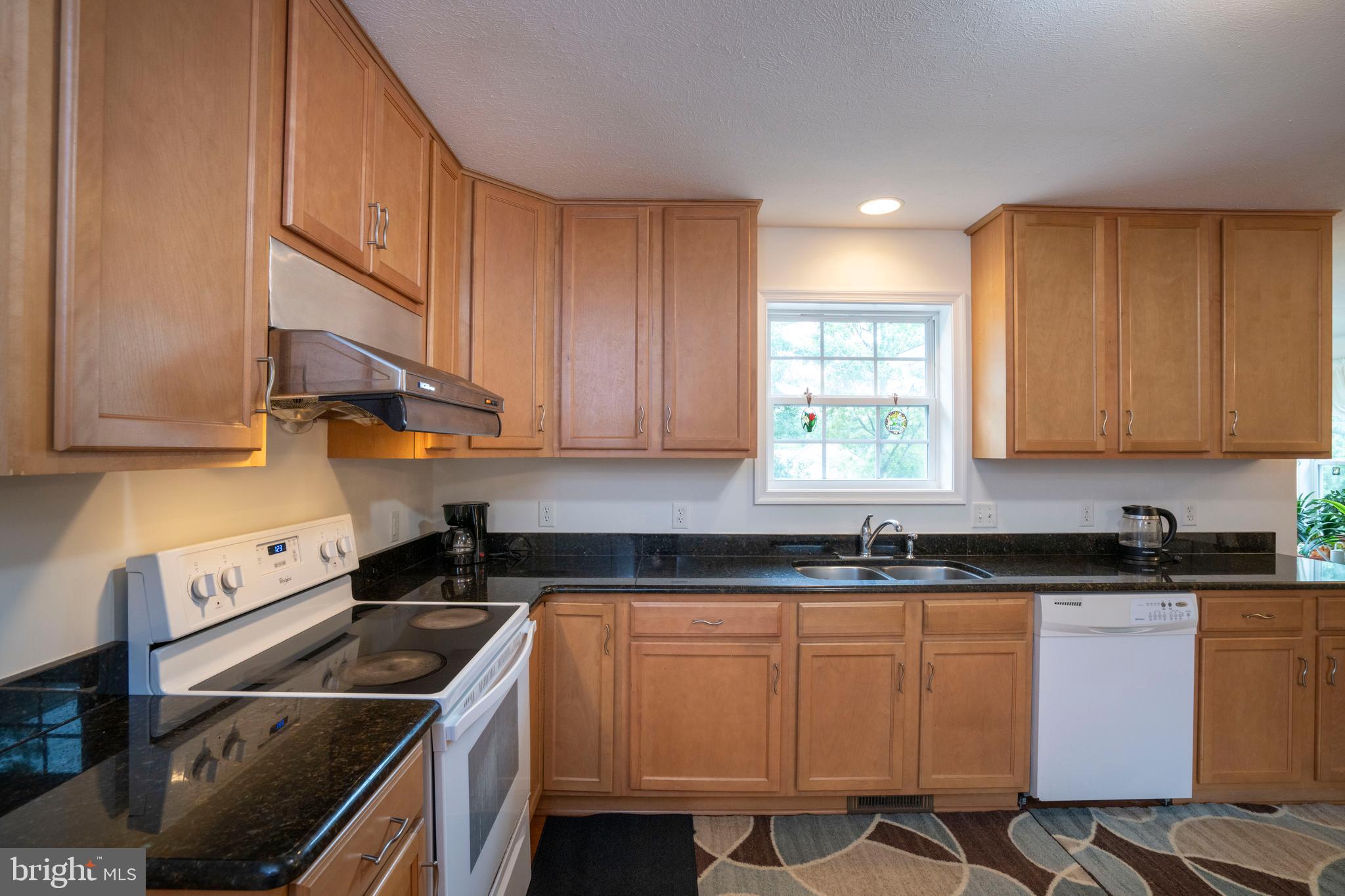FOXPOINTE - Residential