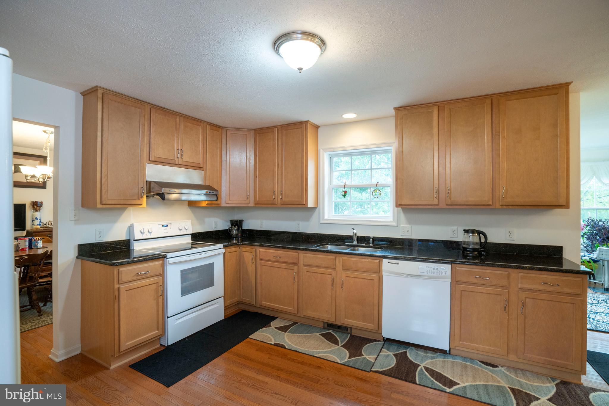 FOXPOINTE - Residential