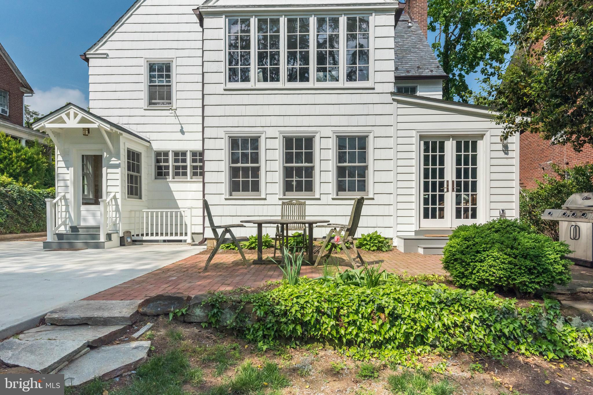 HISTORIC DISTRICT - Residential