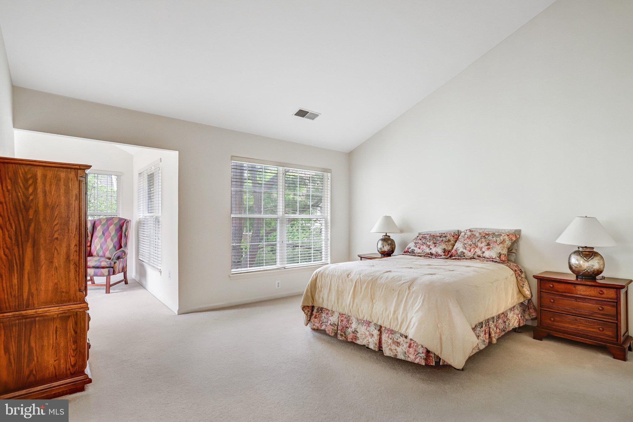 POTOMAC LAKES - Residential