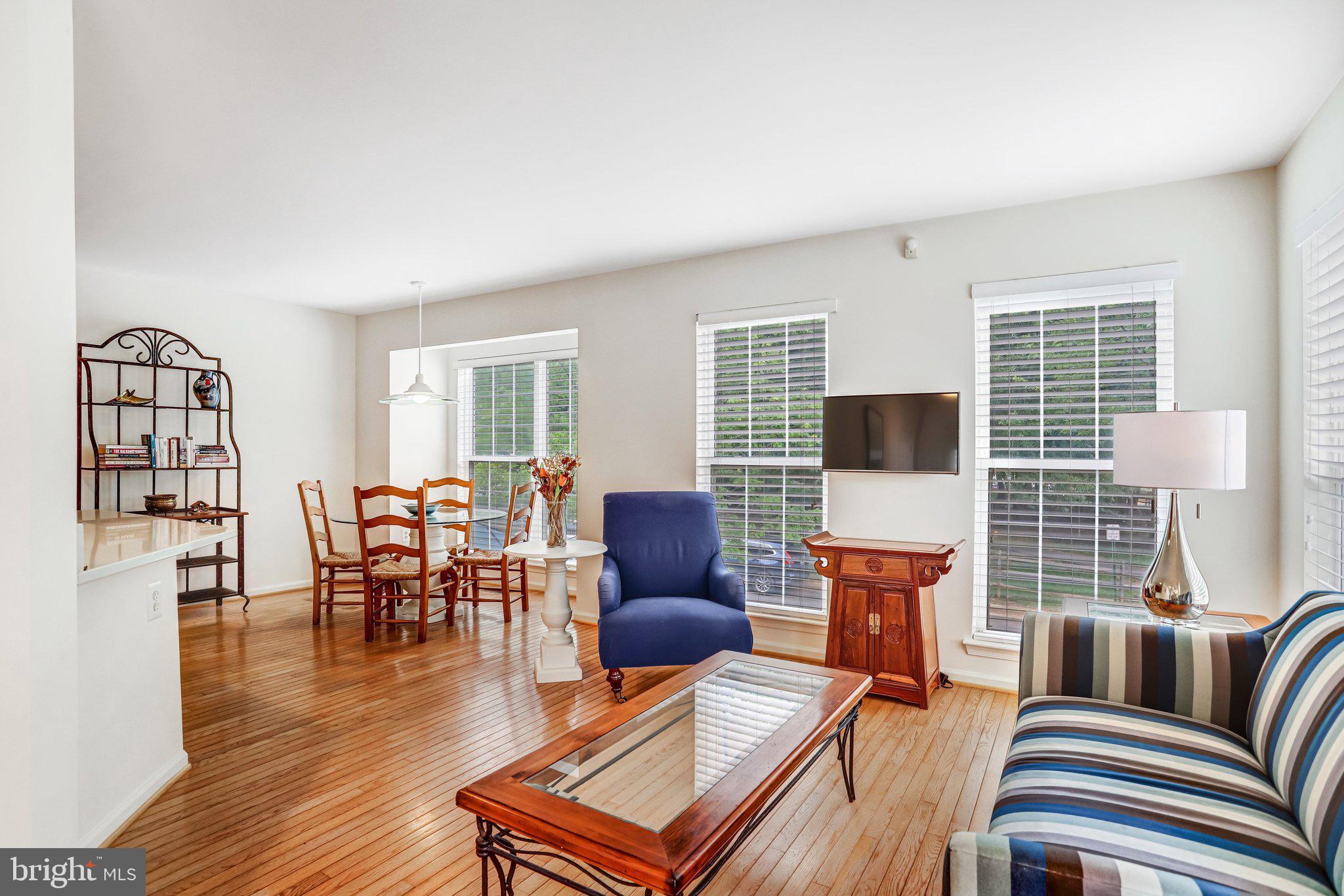 POTOMAC LAKES - Residential