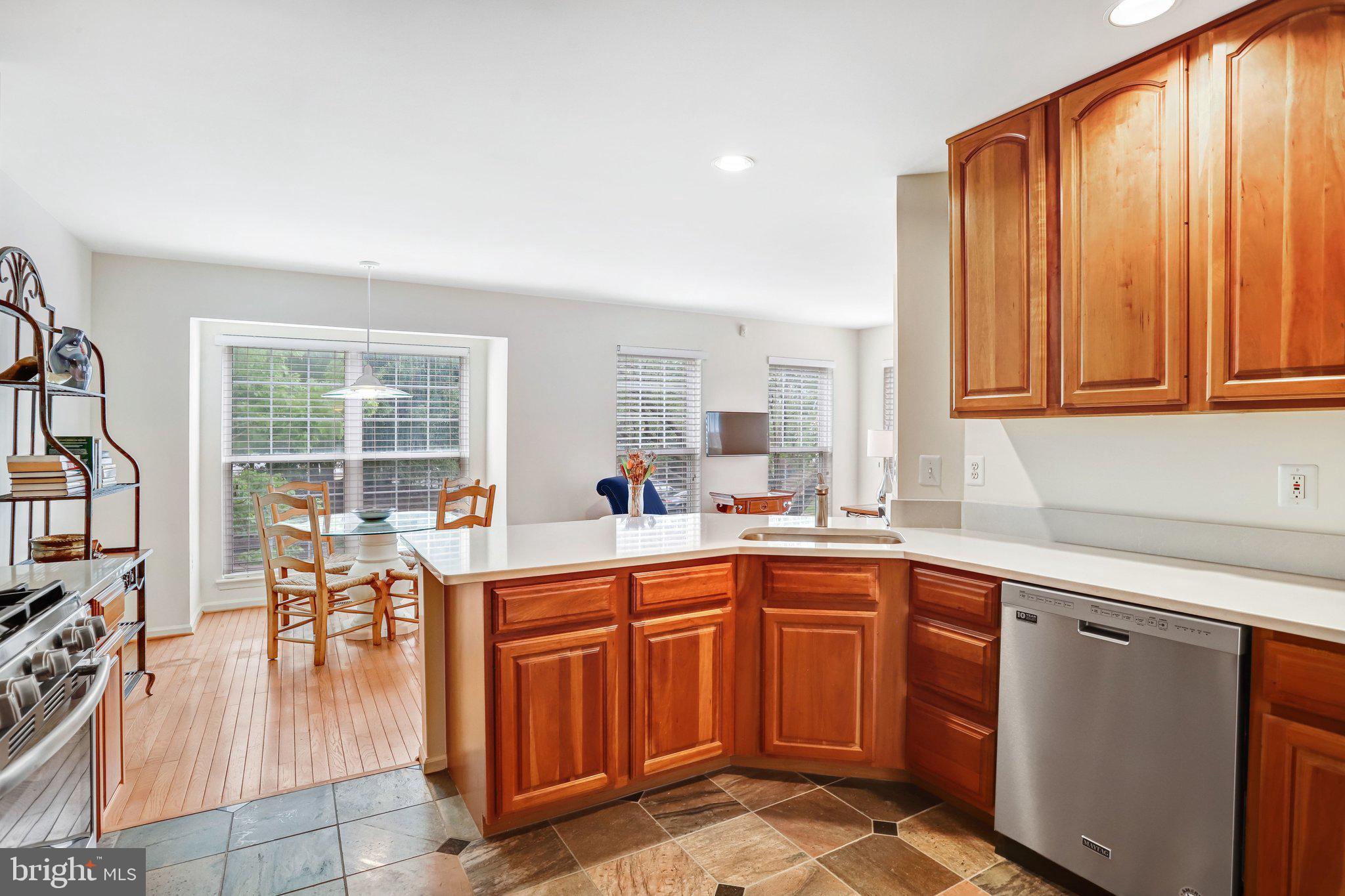 POTOMAC LAKES - Residential