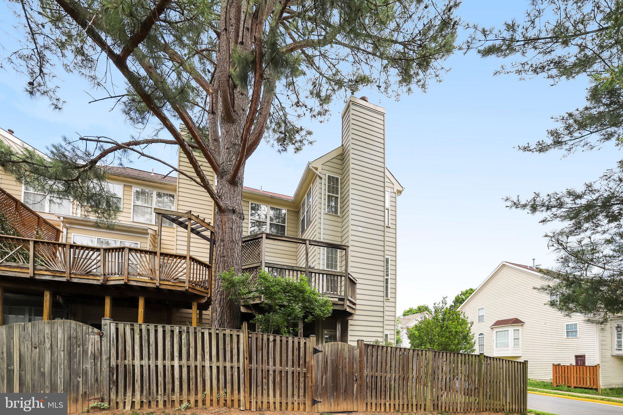 POTOMAC LAKES - Residential