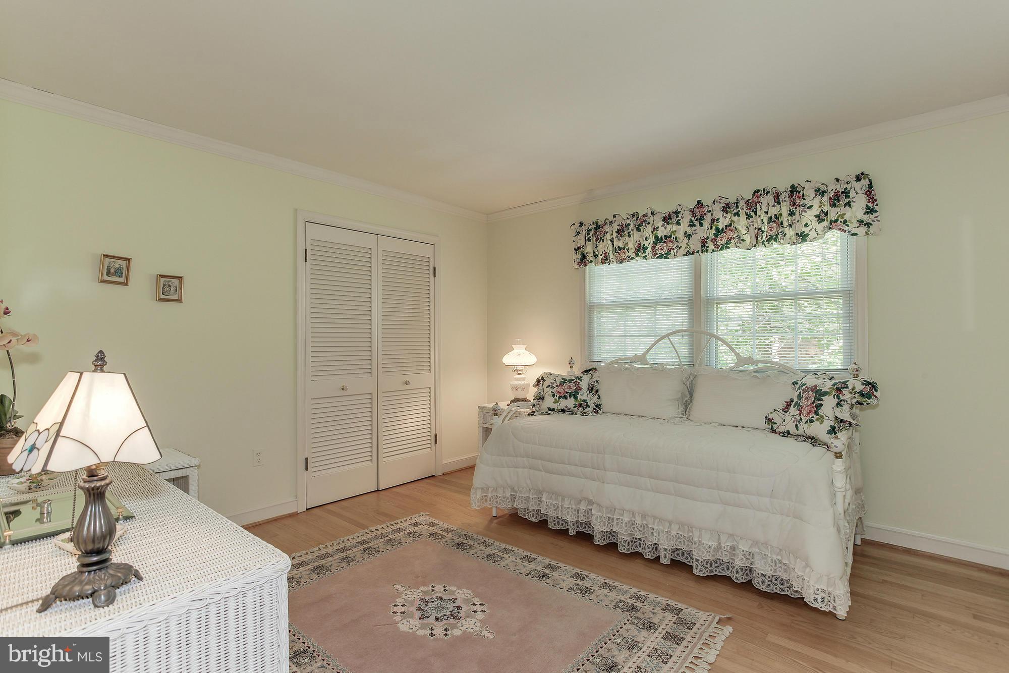 ASHLEIGH - Residential