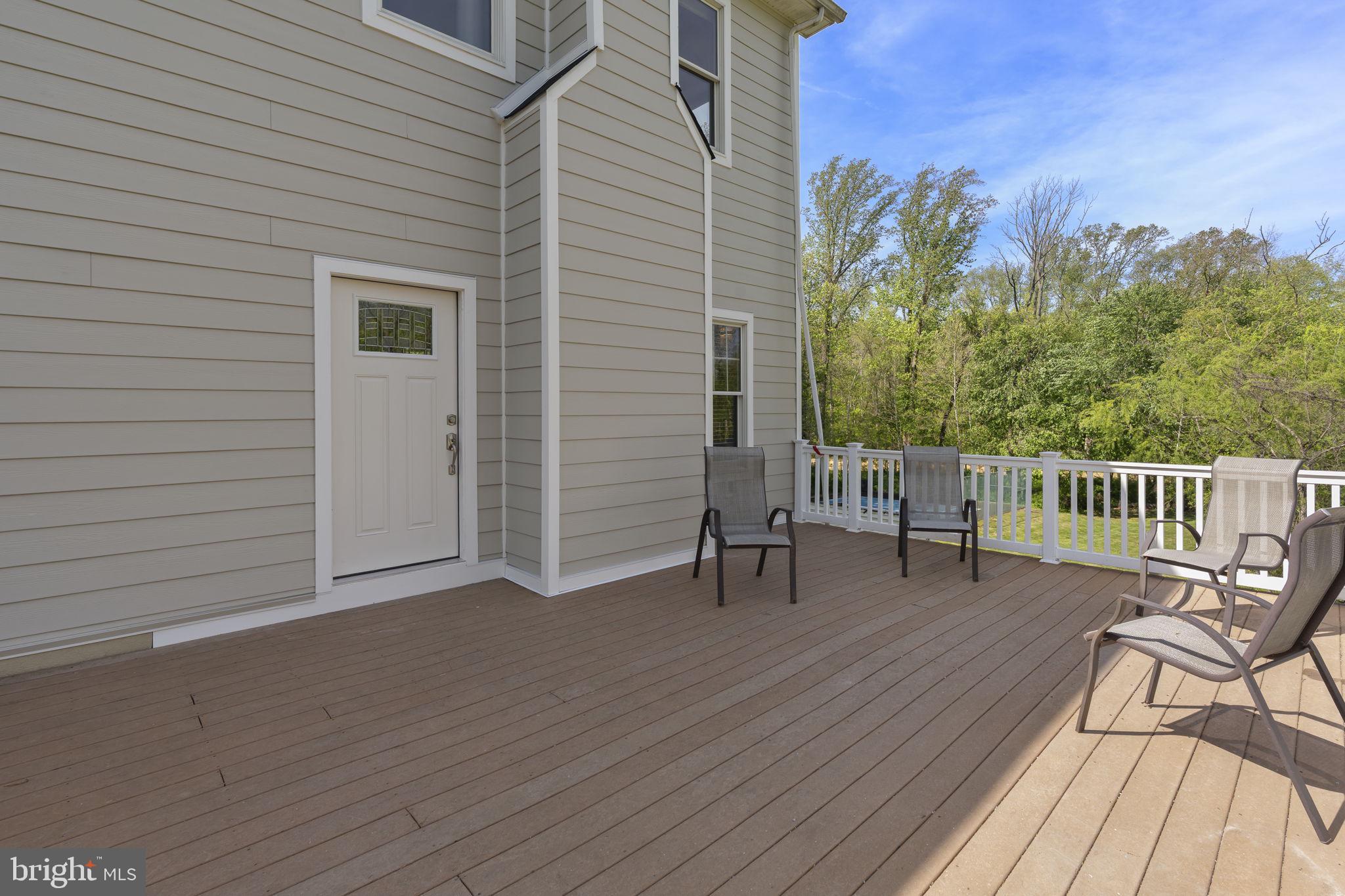 HOLLAND MEADOWS - Residential