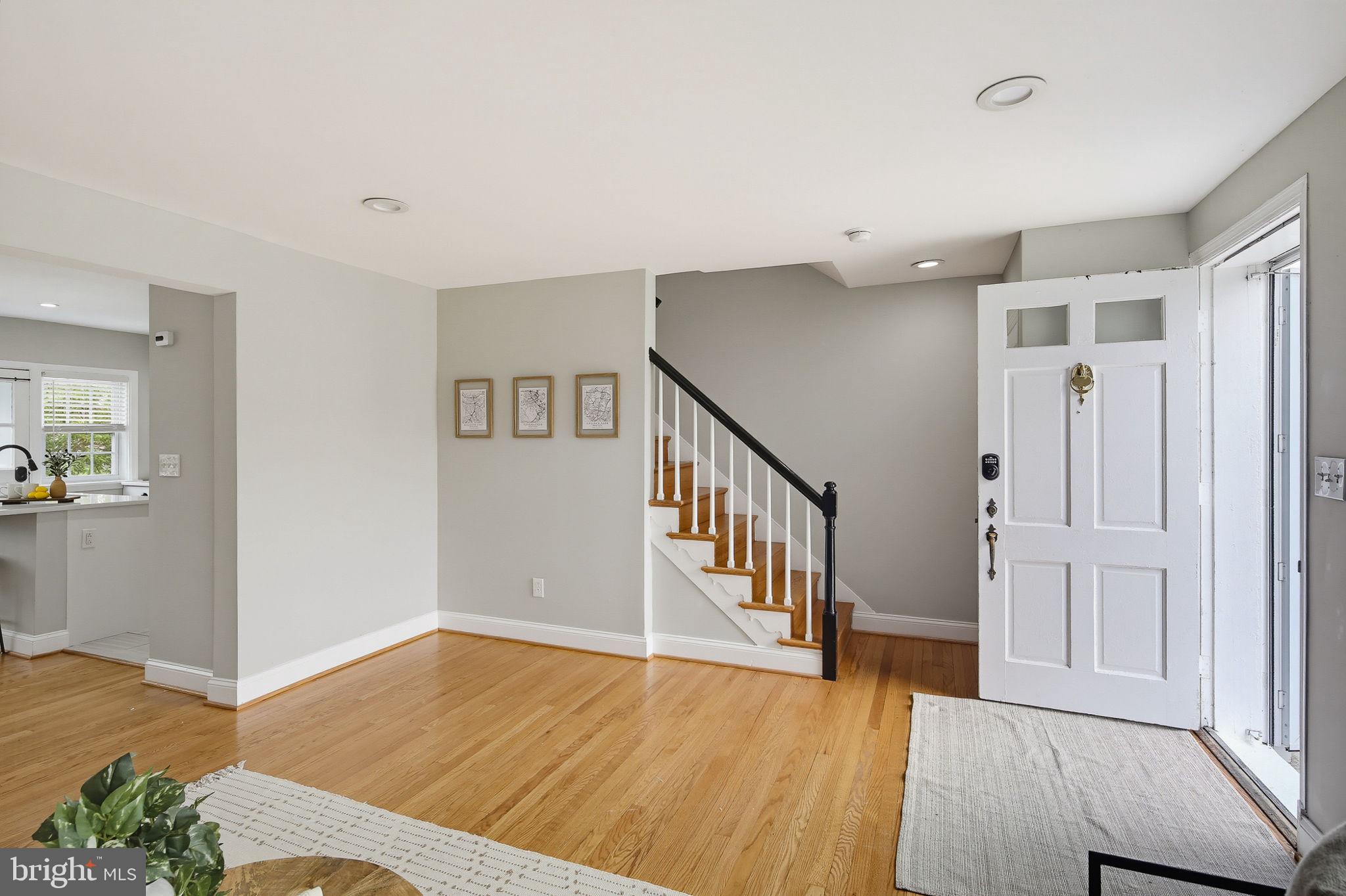 ACADEMY HEIGHTS - Residential