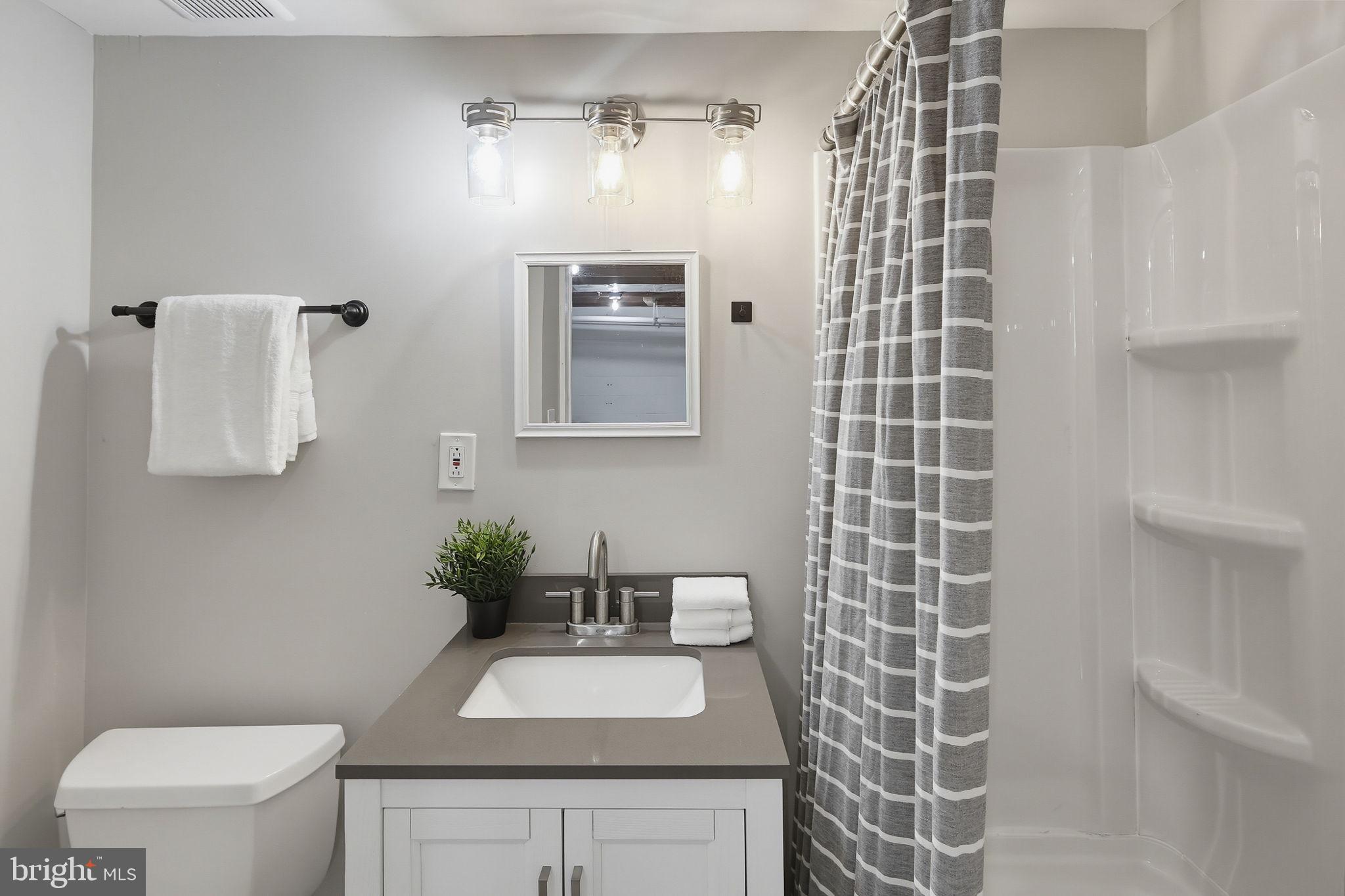 ACADEMY HEIGHTS - Residential