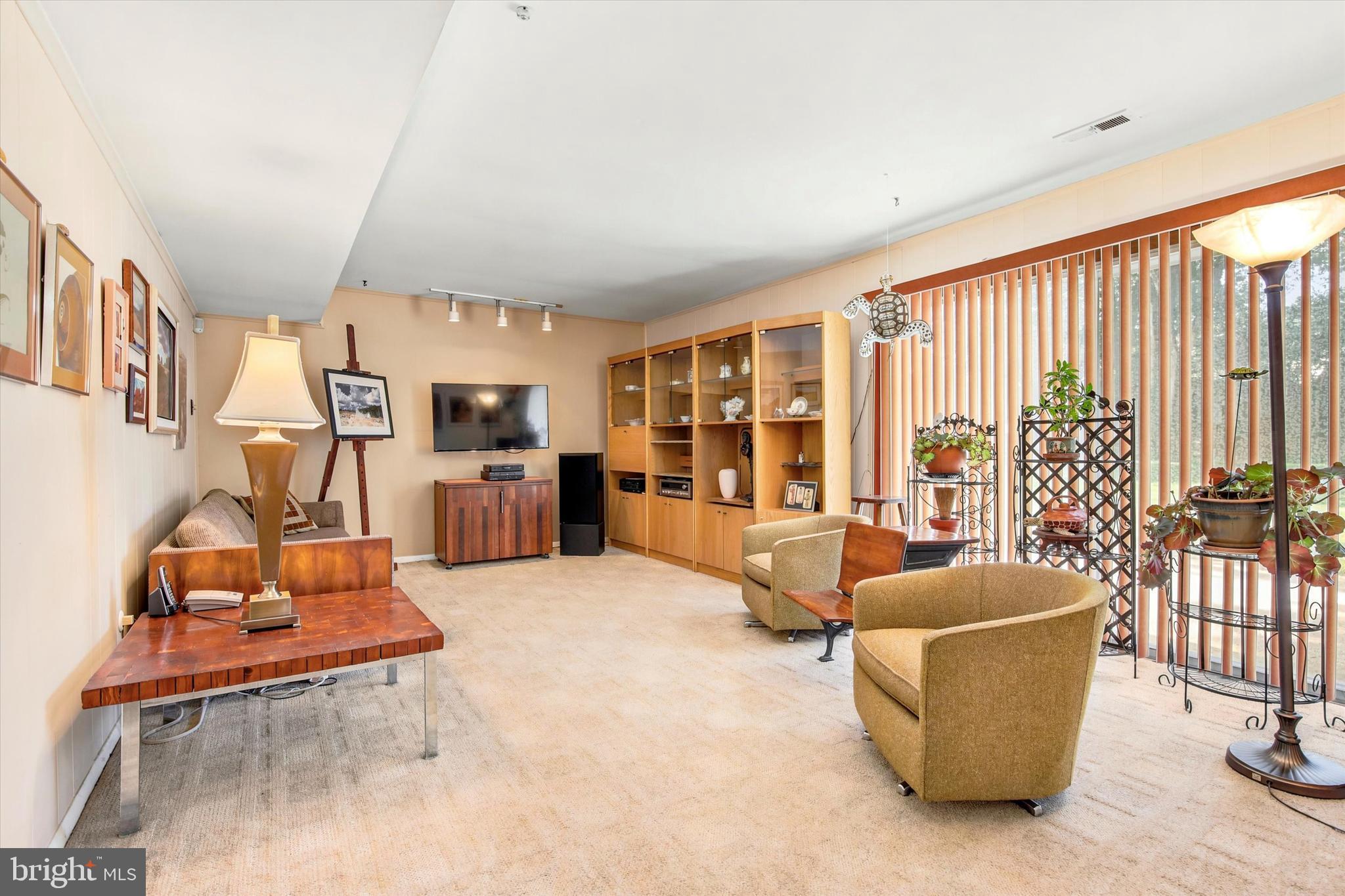 HUNTINGDON HOMES - Residential